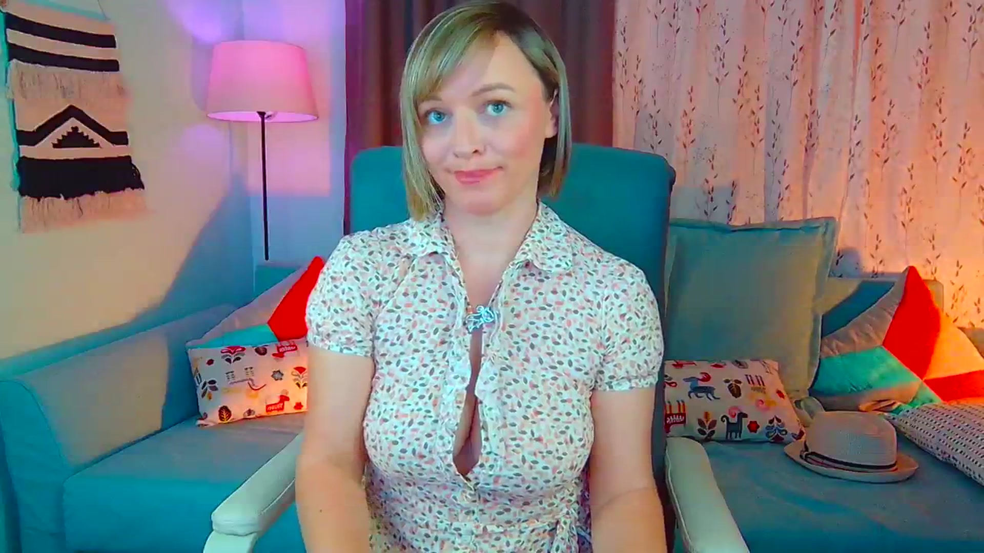 Gallery image thumbnail from SweetDazzle's myfreecams stream on, 09/23/2024, 12:54 image 6 of 20
