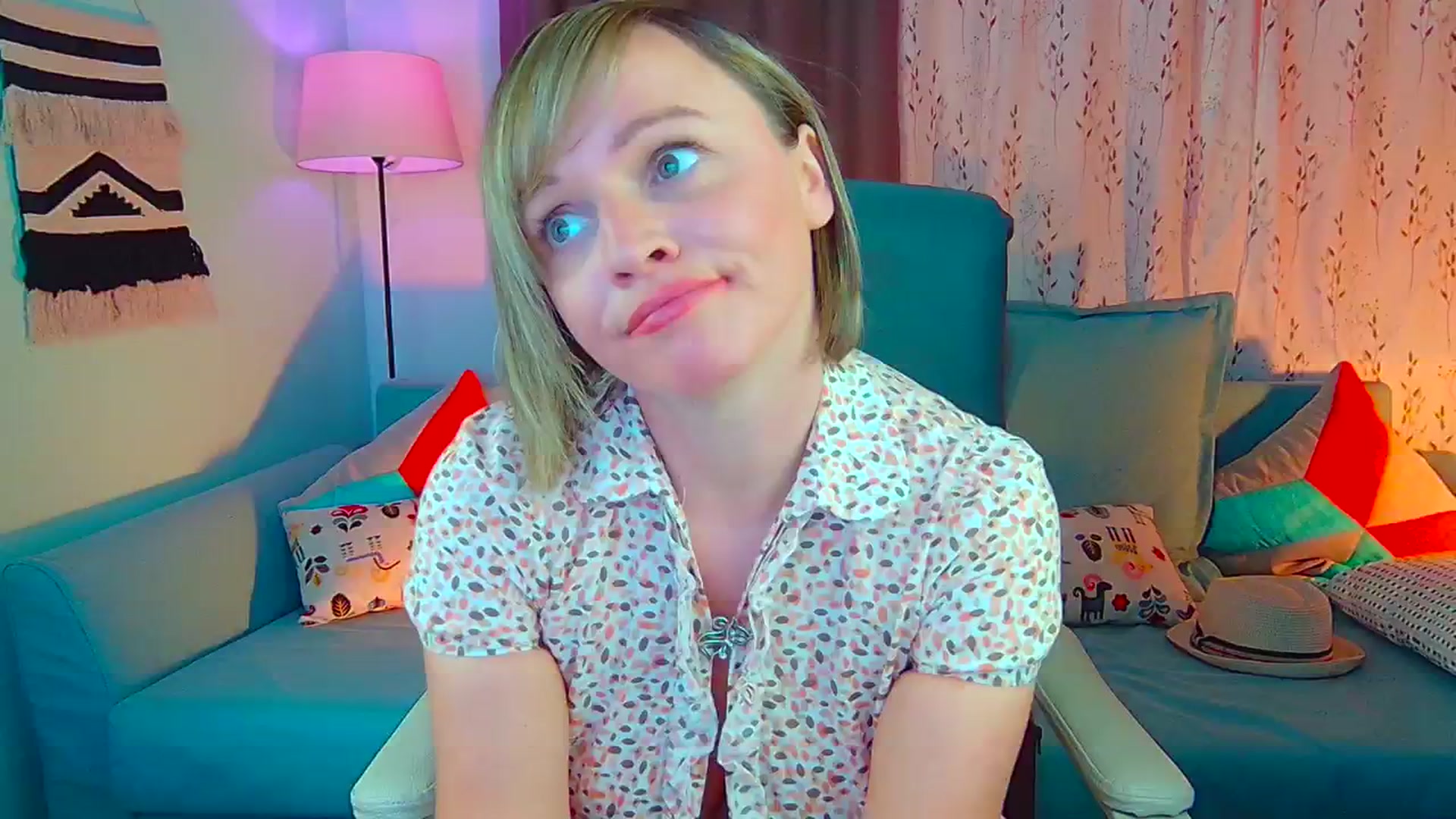 Gallery image thumbnail from SweetDazzle's myfreecams stream on, 09/23/2024, 14:35 image 7 of 20