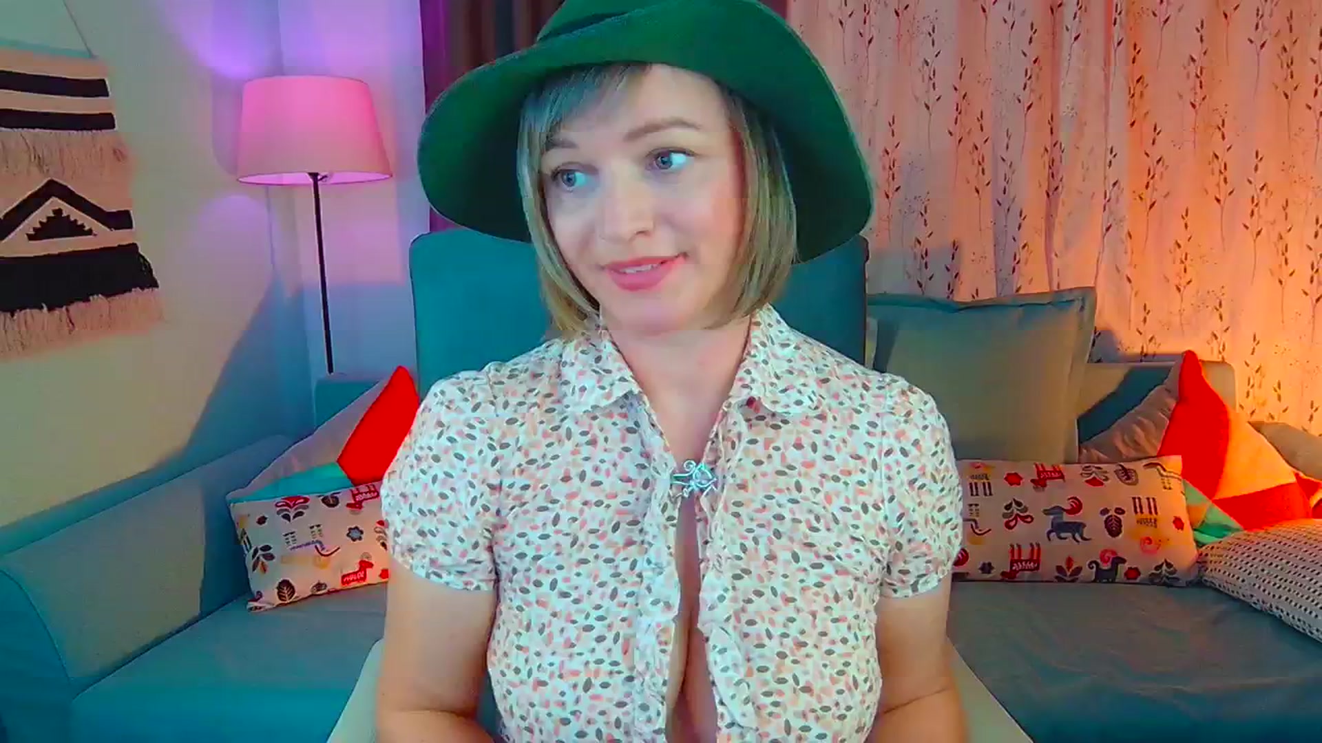 Gallery image thumbnail from SweetDazzle's myfreecams stream on, 10/08/2024, 11:03 image 15 of 20