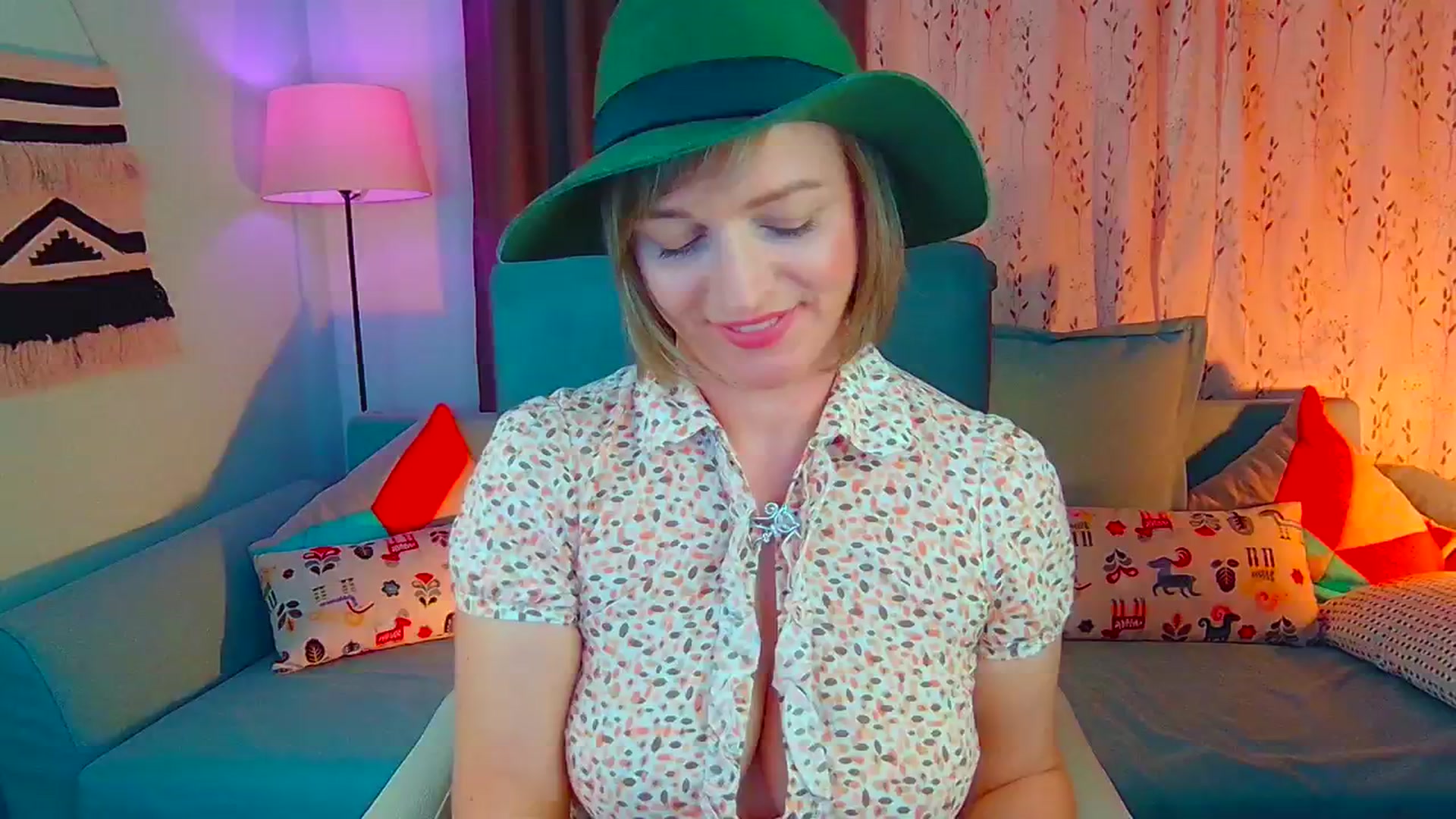 Gallery image thumbnail from SweetDazzle's myfreecams stream on, 10/08/2024, 11:03 image 8 of 20