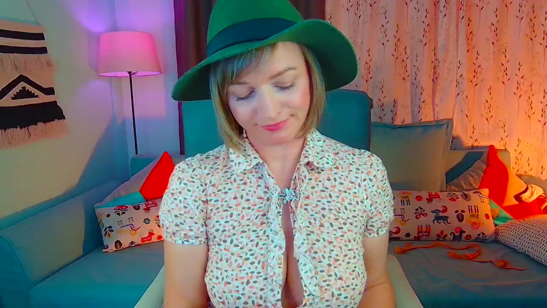 Gallery image thumbnail from SweetDazzle's myfreecams stream on, 10/08/2024, 11:03 image 1 of 20