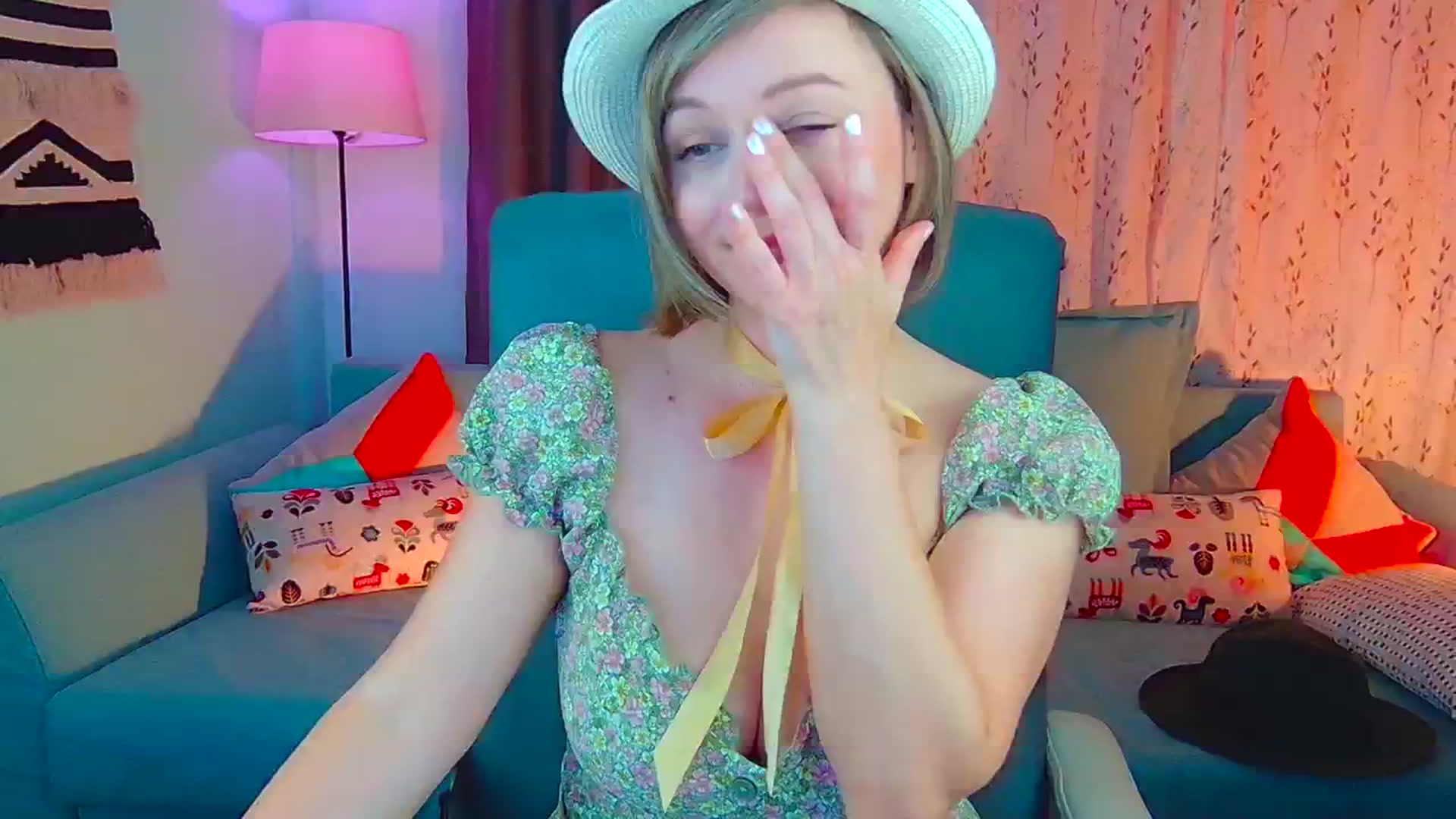 Gallery image thumbnail from SweetDazzle's myfreecams stream on, 10/09/2024, 12:58 image 2 of 20