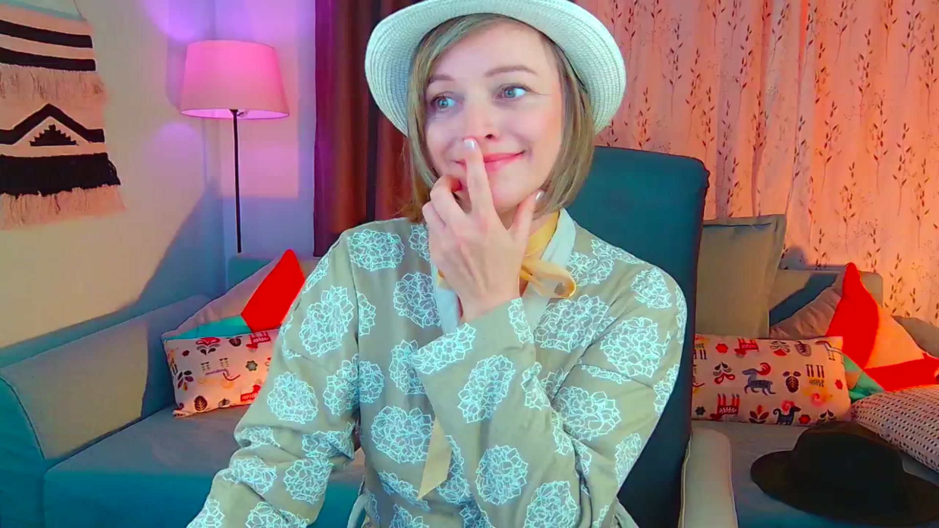 Gallery image thumbnail from SweetDazzle's myfreecams stream on, 10/09/2024, 12:58 image 18 of 20