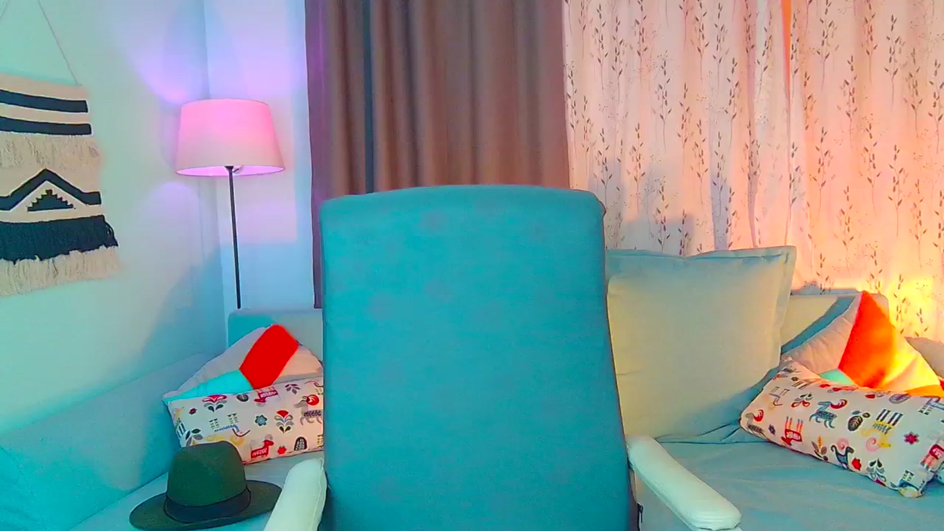 Gallery image thumbnail from SweetDazzle's myfreecams stream on, 10/18/2024, 11:19 image 10 of 20