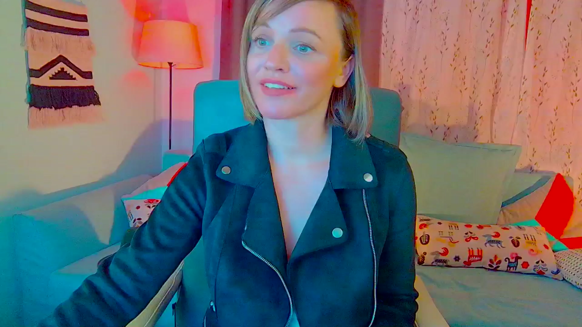 Gallery image thumbnail from SweetDazzle's myfreecams stream on, 10/21/2024, 16:28 image 9 of 20