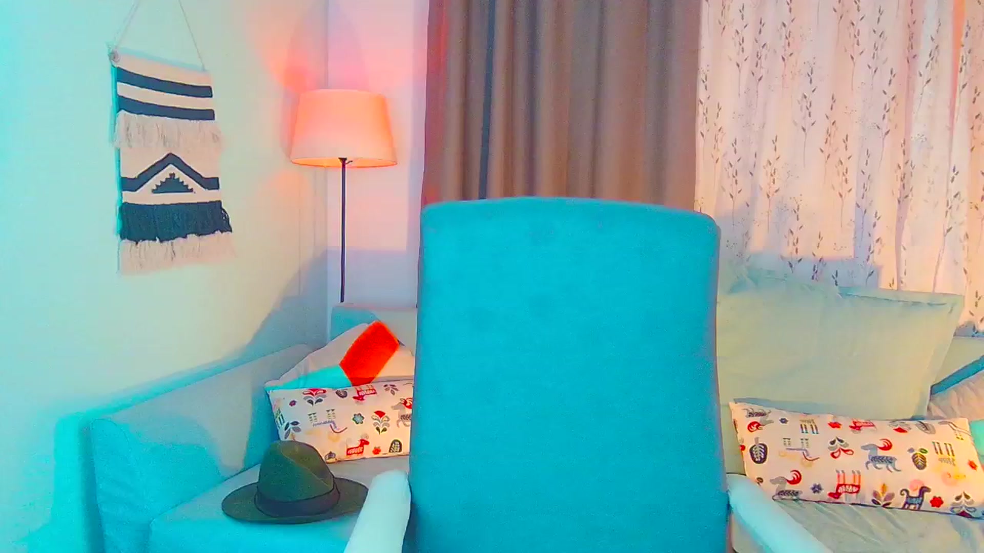 Gallery image thumbnail from SweetDazzle's myfreecams stream on, 10/22/2024, 13:11 image 16 of 20