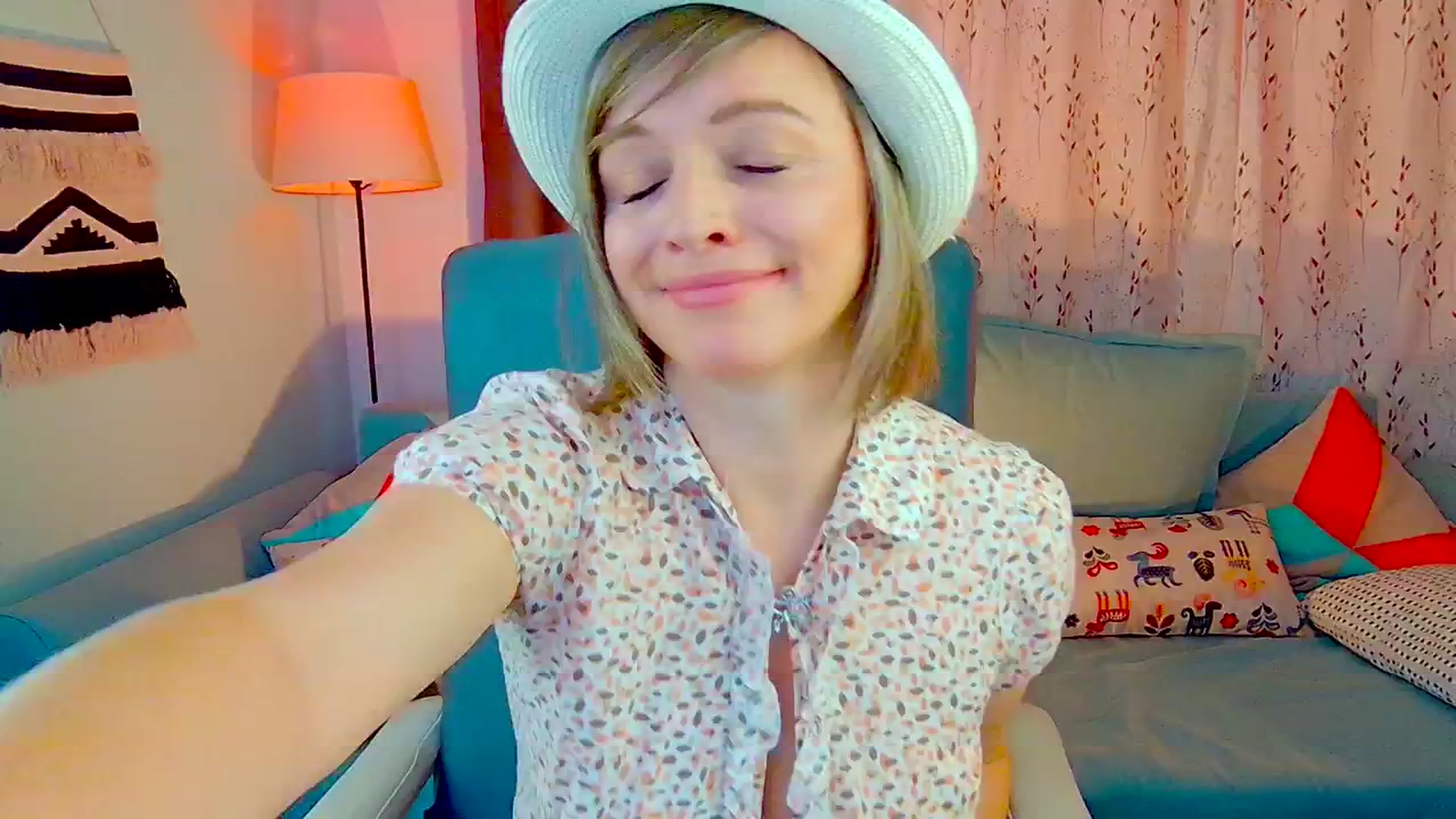 Gallery image thumbnail from SweetDazzle's myfreecams stream on, 10/23/2024, 06:58 image 20 of 20