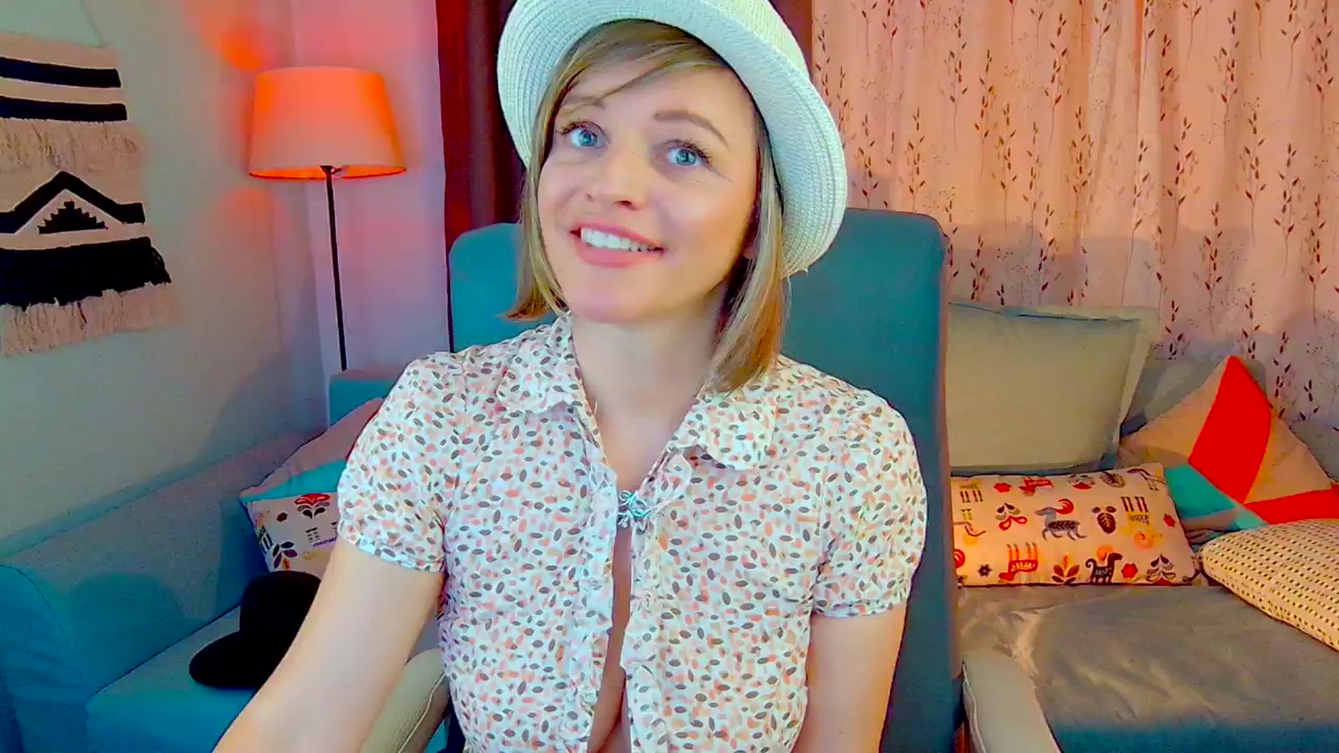 Gallery image thumbnail from SweetDazzle's myfreecams stream on, 10/23/2024, 06:58 image 4 of 20