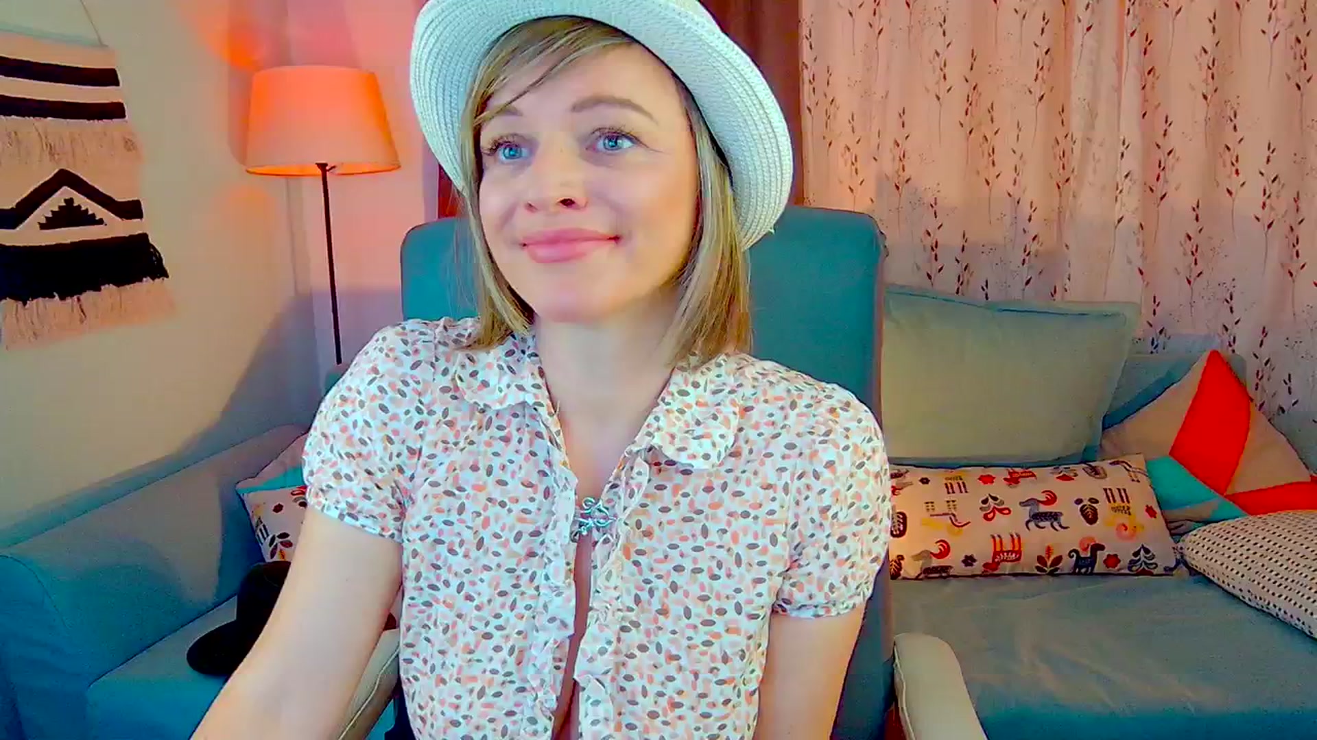 Gallery image thumbnail from SweetDazzle's myfreecams stream on, 10/23/2024, 06:58 image 11 of 20