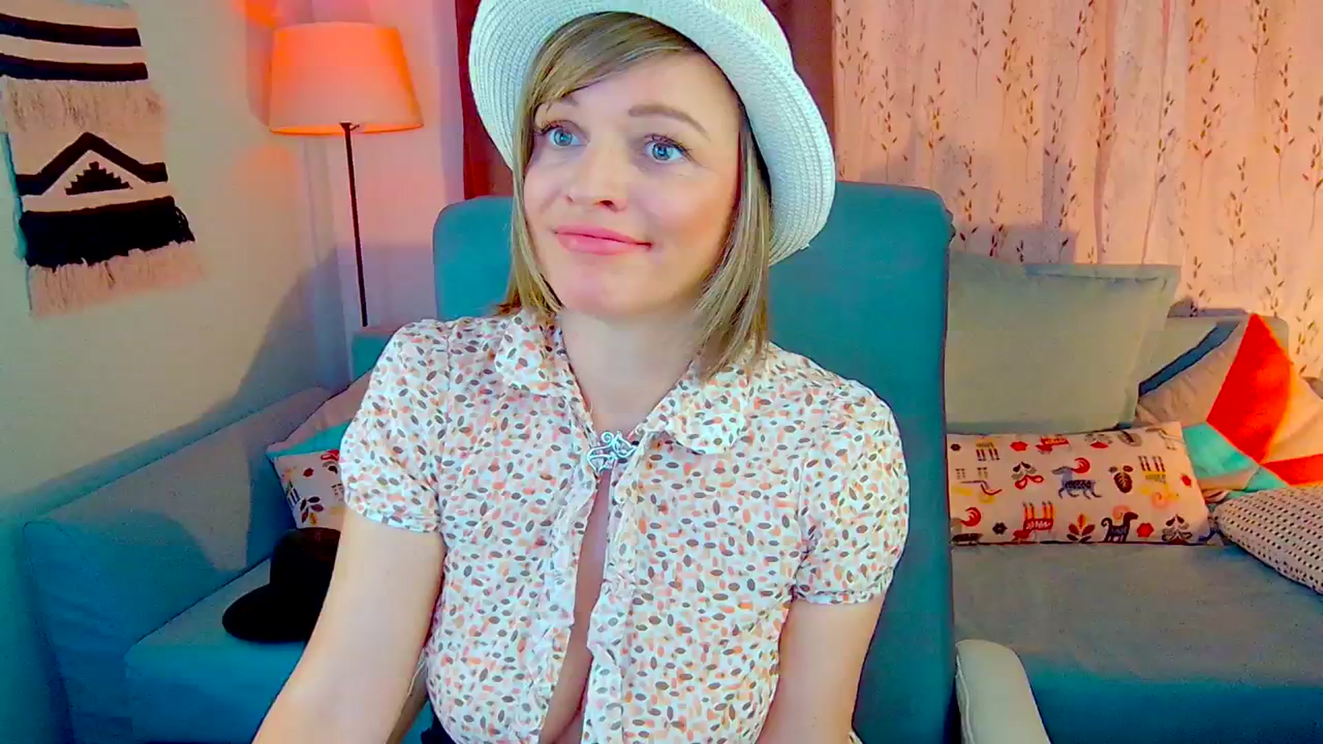 Gallery image thumbnail from SweetDazzle's myfreecams stream on, 10/23/2024, 08:25 image 20 of 20