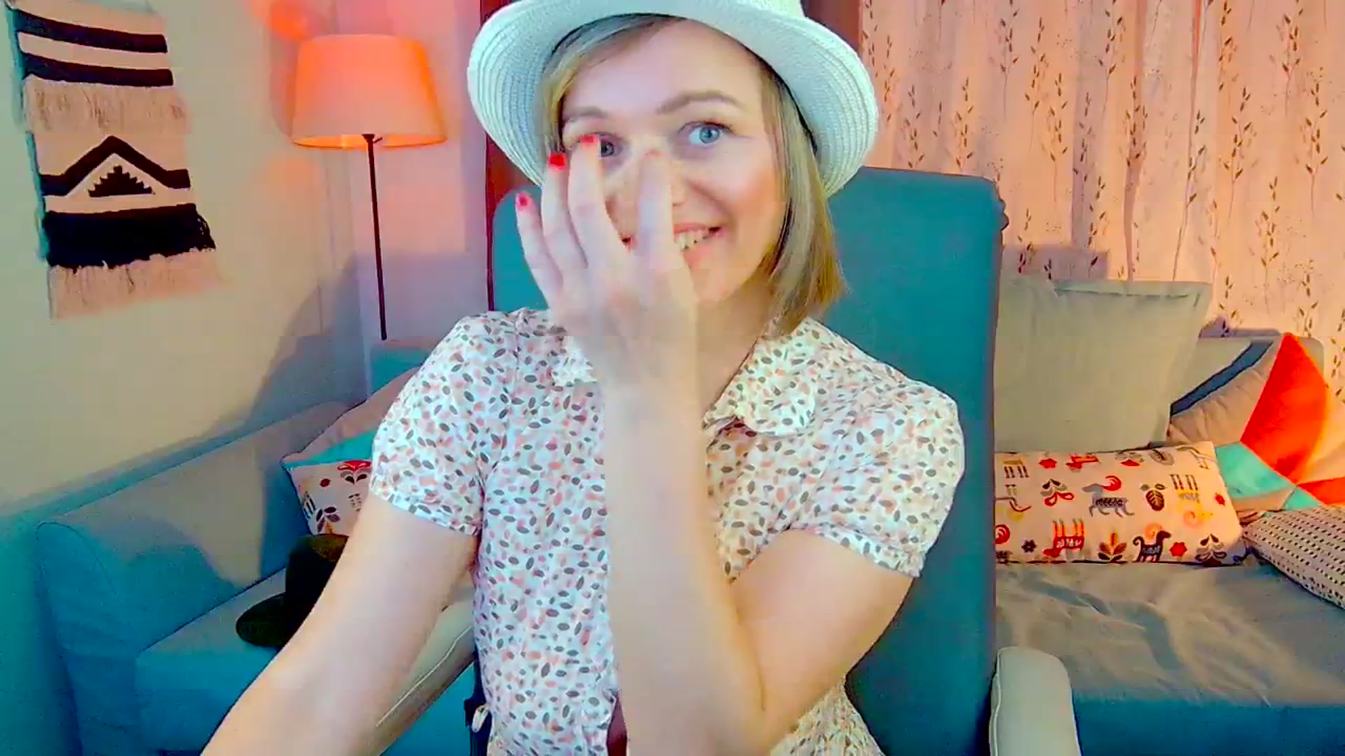Gallery image thumbnail from SweetDazzle's myfreecams stream on, 10/23/2024, 12:36 image 9 of 20