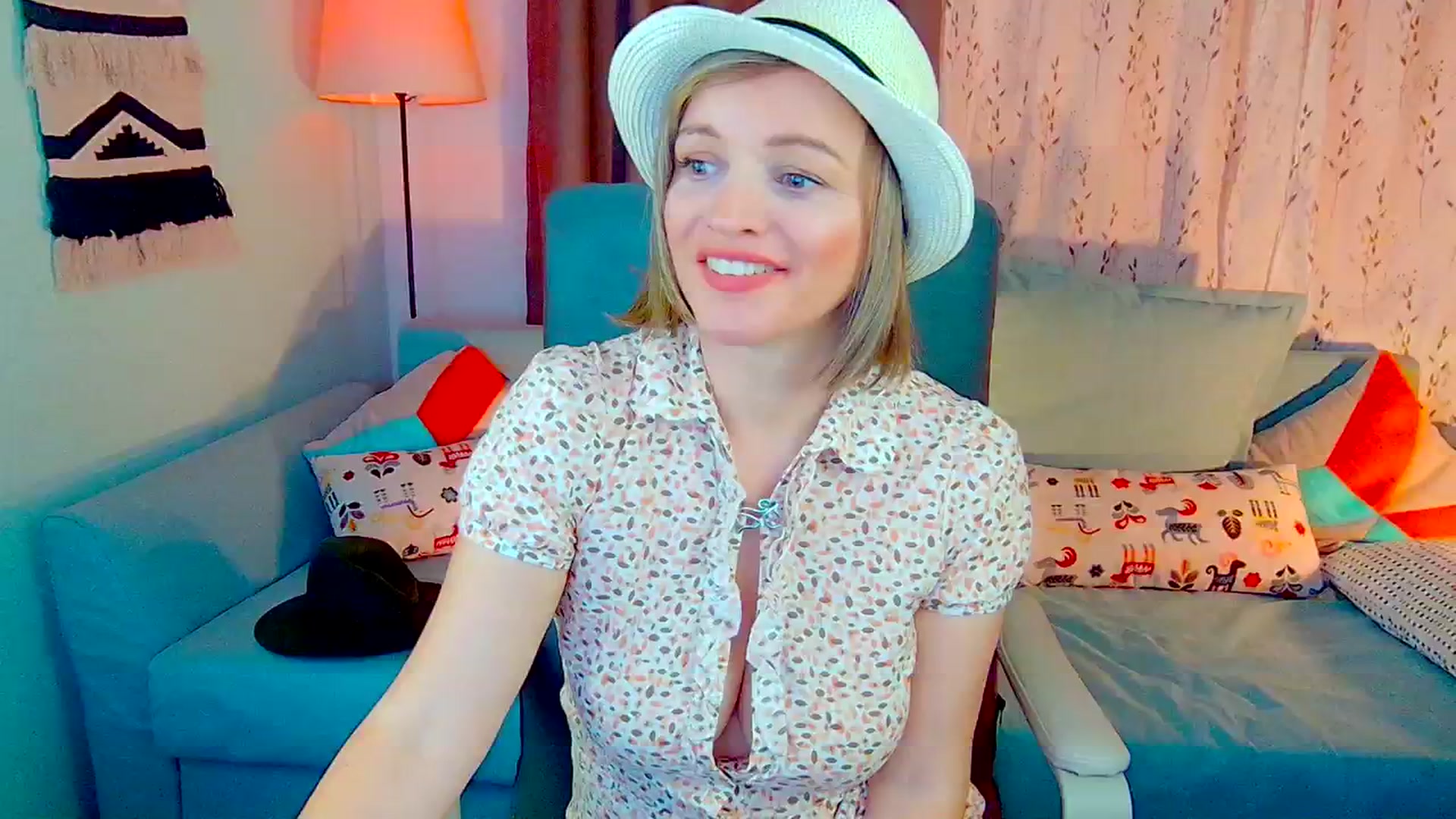 Gallery image thumbnail from SweetDazzle's myfreecams stream on, 10/23/2024, 13:58 image 7 of 20