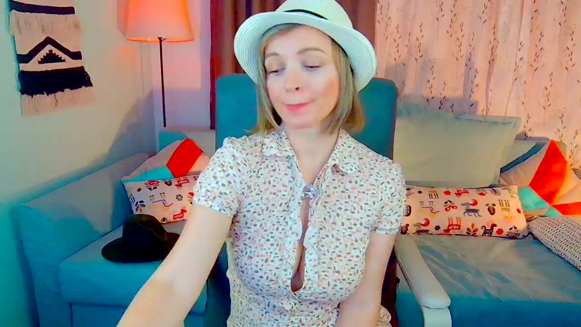 Gallery image thumbnail from SweetDazzle's myfreecams stream on, 10/23/2024, 13:58 image 2 of 20