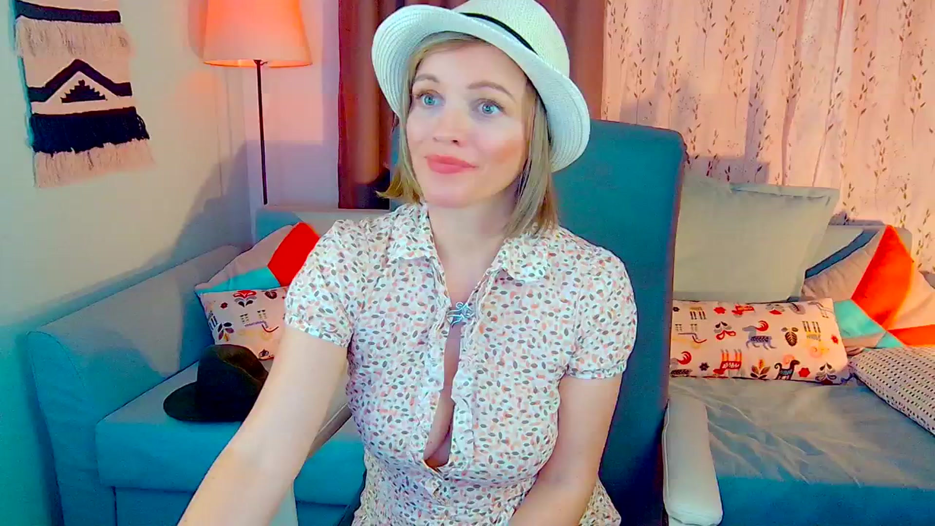 Gallery image thumbnail from SweetDazzle's myfreecams stream on, 10/23/2024, 13:58 image 20 of 20