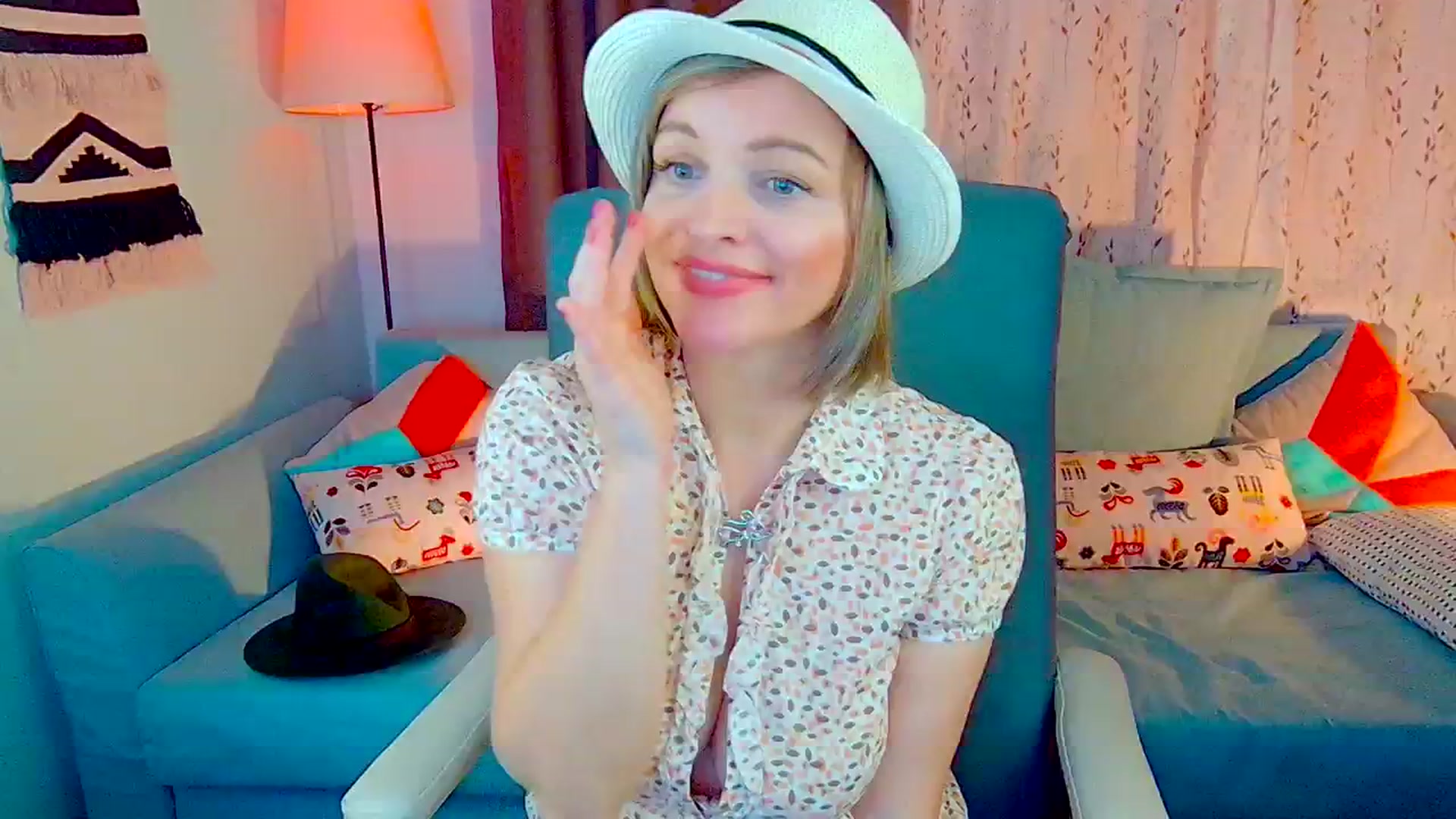 Gallery image thumbnail from SweetDazzle's myfreecams stream on, 10/23/2024, 15:01 image 2 of 20