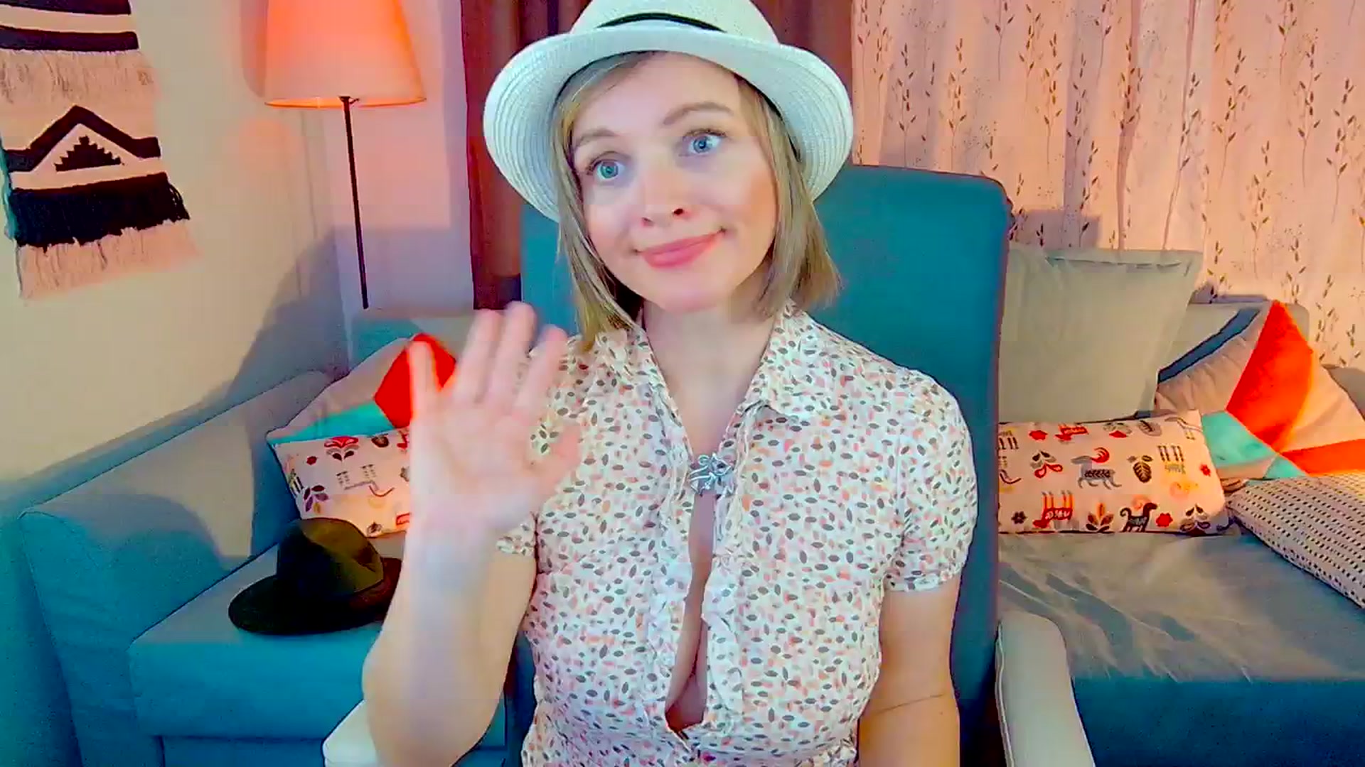 Gallery image thumbnail from SweetDazzle's myfreecams stream on, 10/23/2024, 15:01 image 7 of 20