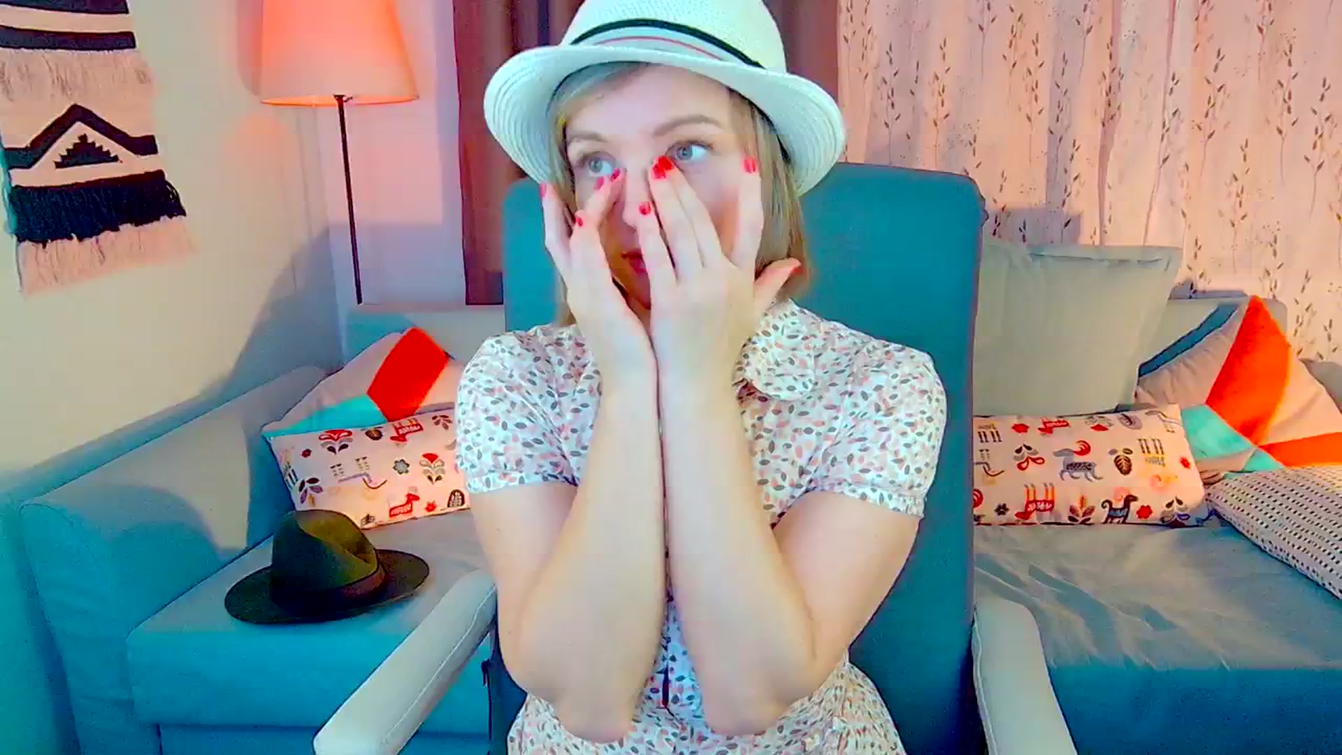 Gallery image thumbnail from SweetDazzle's myfreecams stream on, 10/23/2024, 15:01 image 6 of 20