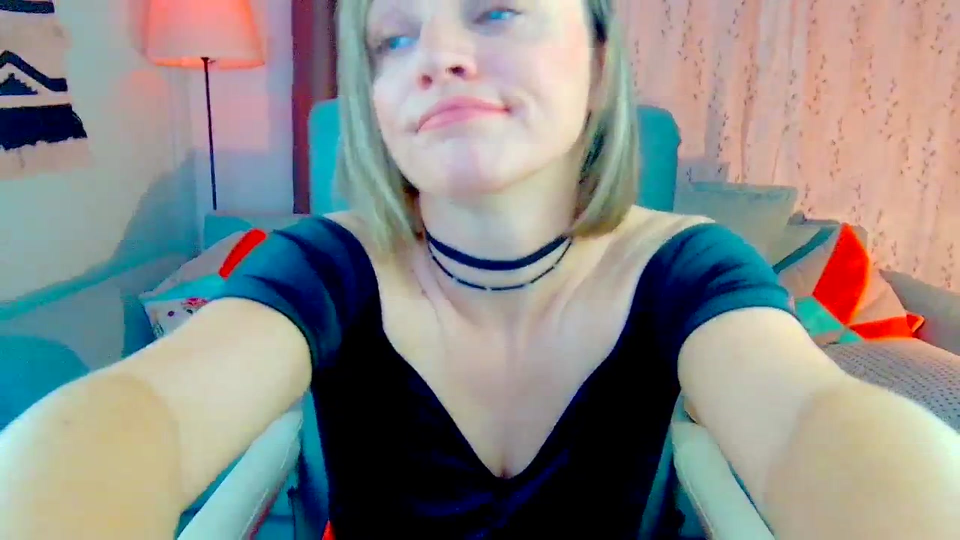 Gallery image thumbnail from SweetDazzle's myfreecams stream on, 10/24/2024, 08:36 image 14 of 20