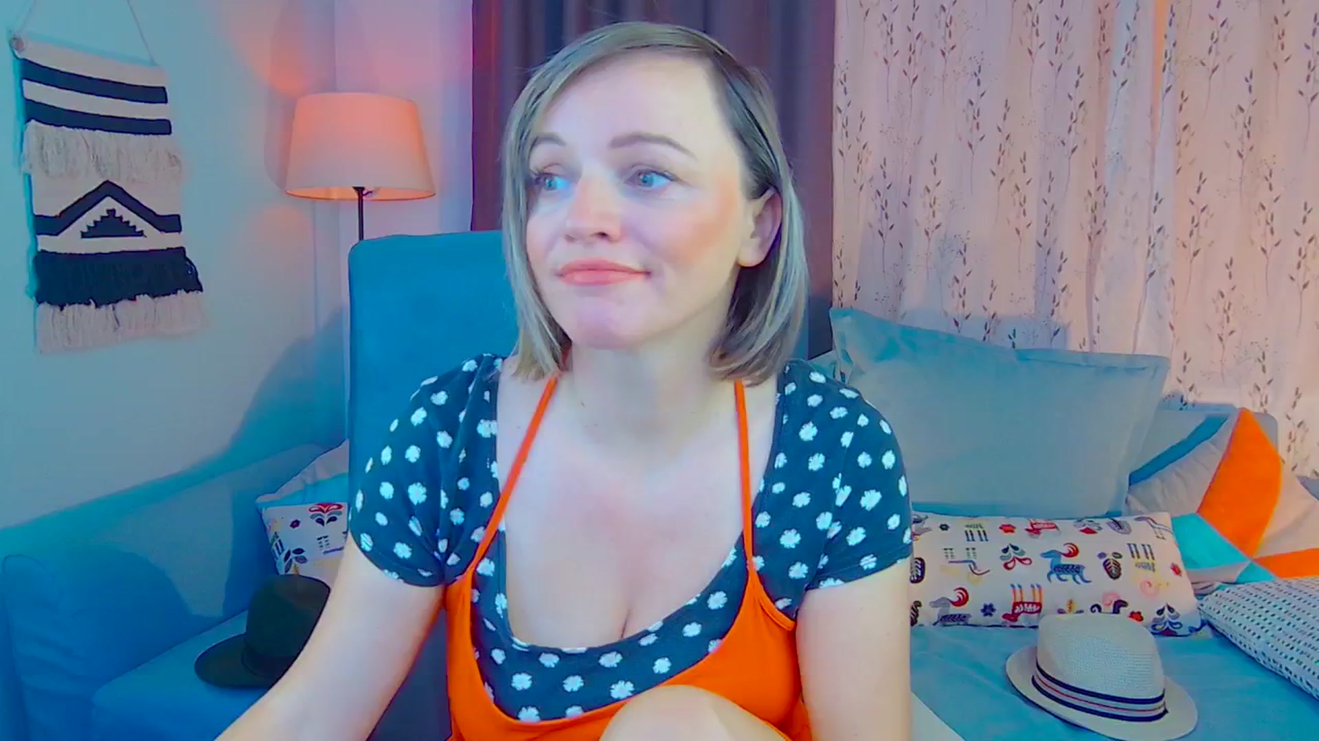 Gallery image thumbnail from SweetDazzle's myfreecams stream on, 10/24/2024, 11:24 image 3 of 20