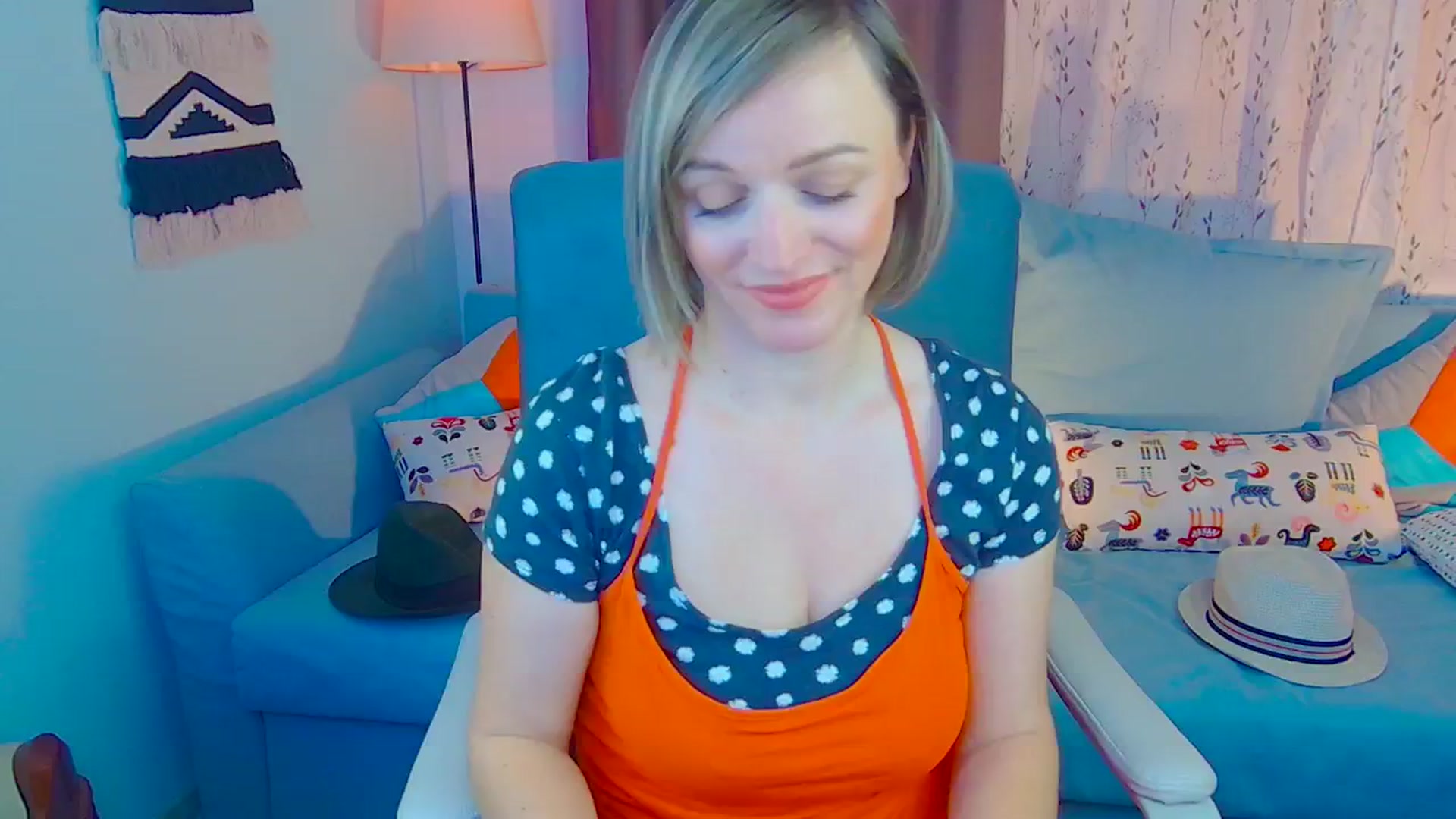 Gallery image thumbnail from SweetDazzle's myfreecams stream on, 10/24/2024, 11:24 image 13 of 20
