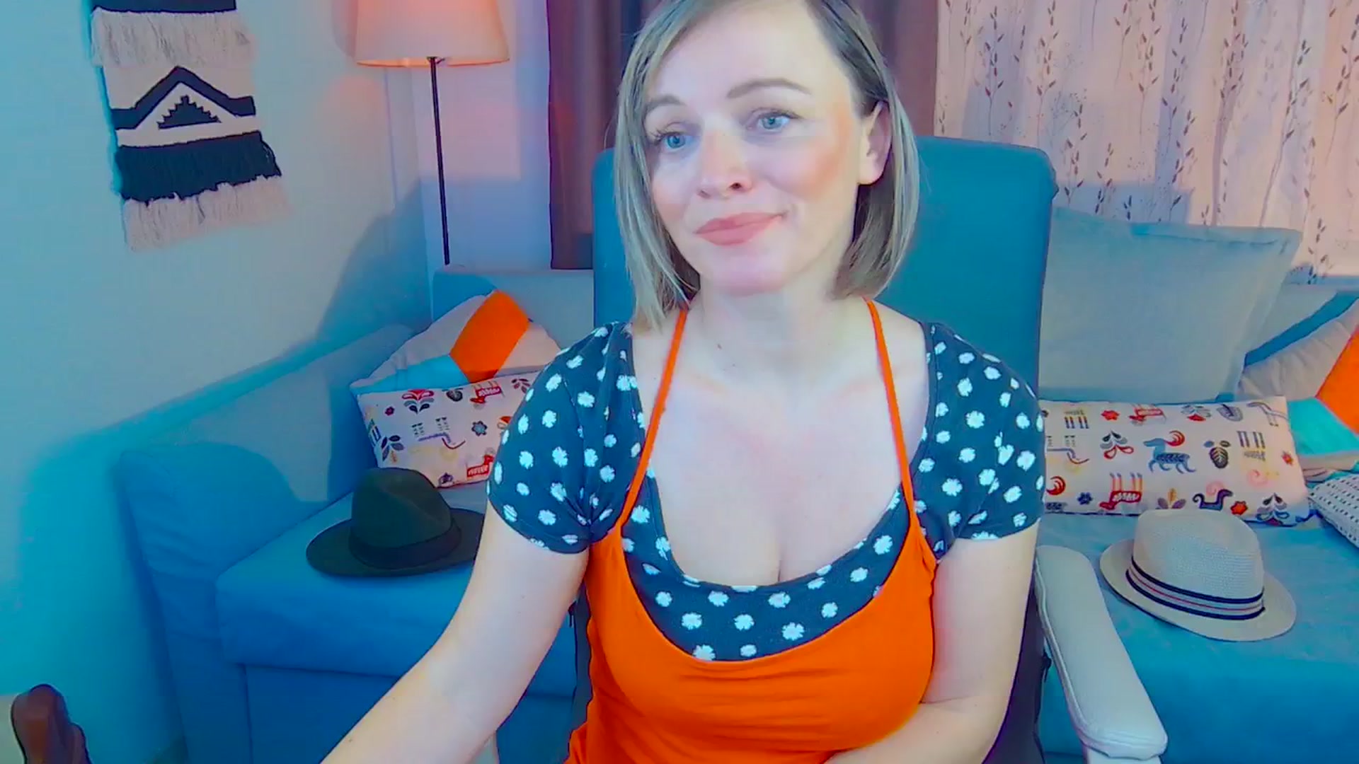 Gallery image thumbnail from SweetDazzle's myfreecams stream on, 10/24/2024, 11:24 image 18 of 20
