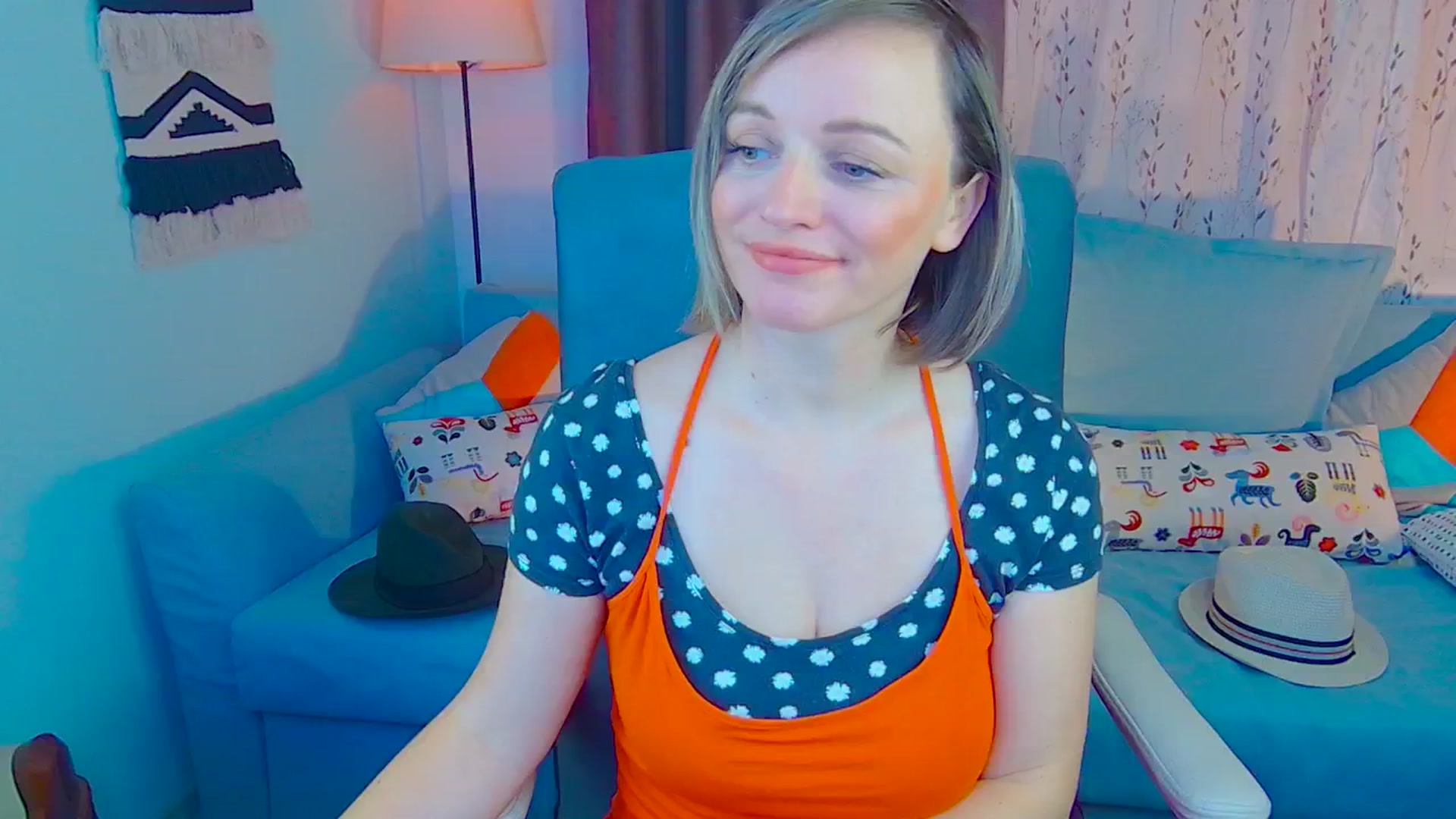 Gallery image thumbnail from SweetDazzle's myfreecams stream on, 10/24/2024, 11:24 image 17 of 20