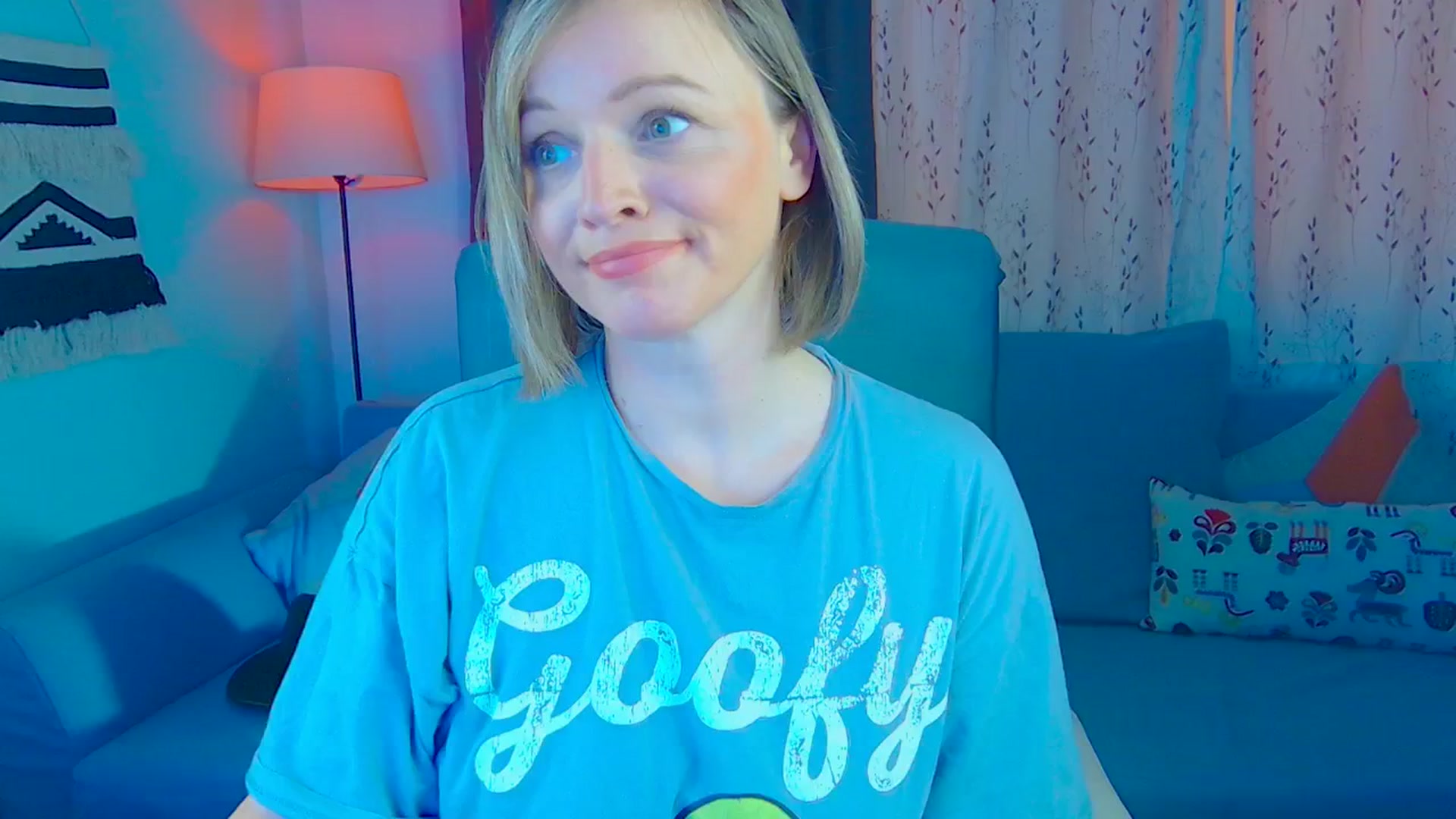 Gallery image thumbnail from SweetDazzle's myfreecams stream on, 11/04/2024, 10:56 image 13 of 20