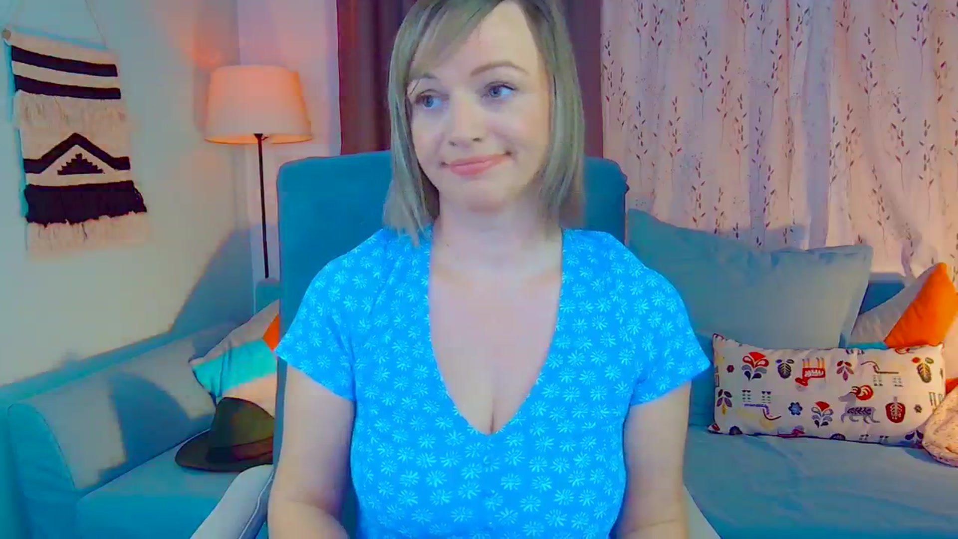 Gallery image thumbnail from SweetDazzle's myfreecams stream on, 11/11/2024, 09:51 image 6 of 20