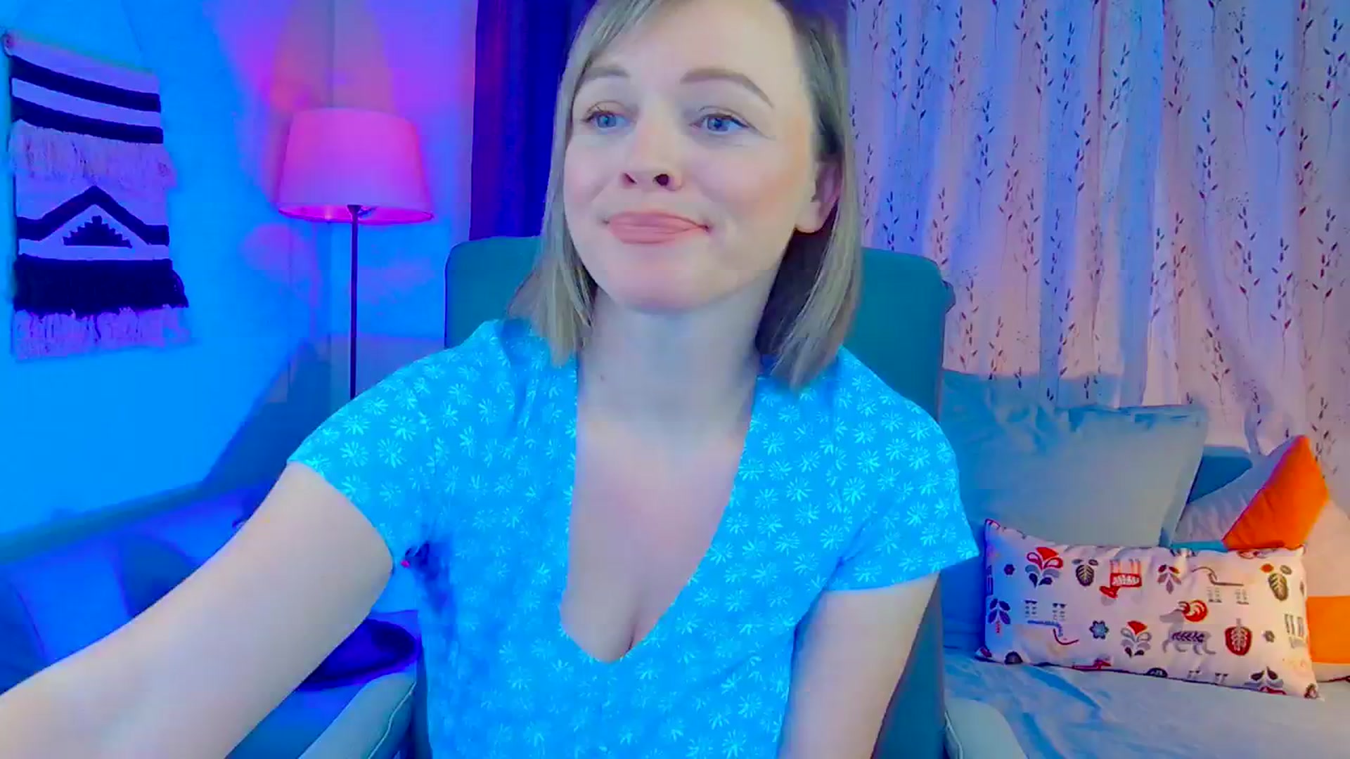 Gallery image thumbnail from SweetDazzle's myfreecams stream on, 11/11/2024, 14:16 image 18 of 20