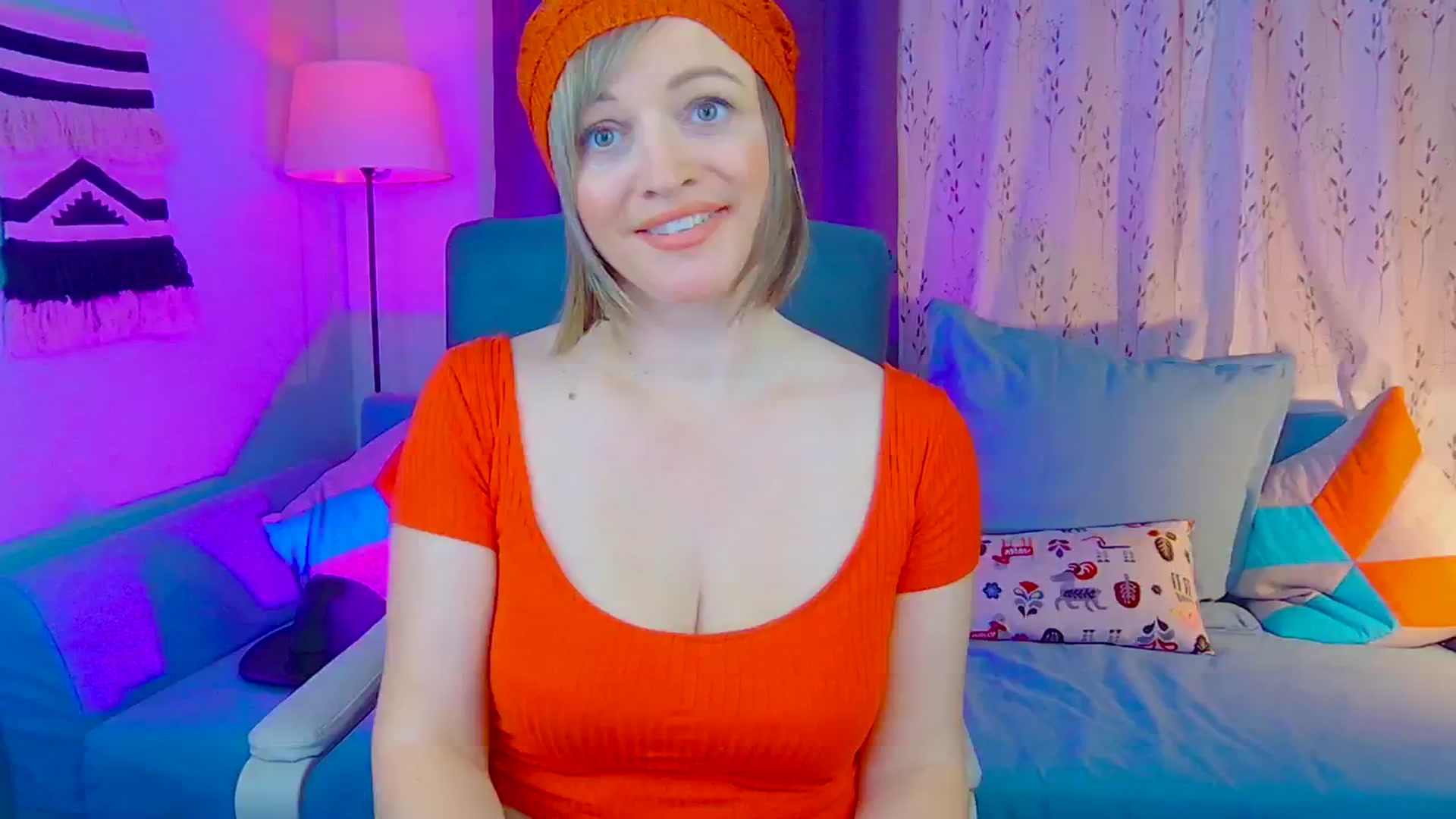 Gallery image thumbnail from SweetDazzle's myfreecams stream on, 11/12/2024, 13:01 image 13 of 20