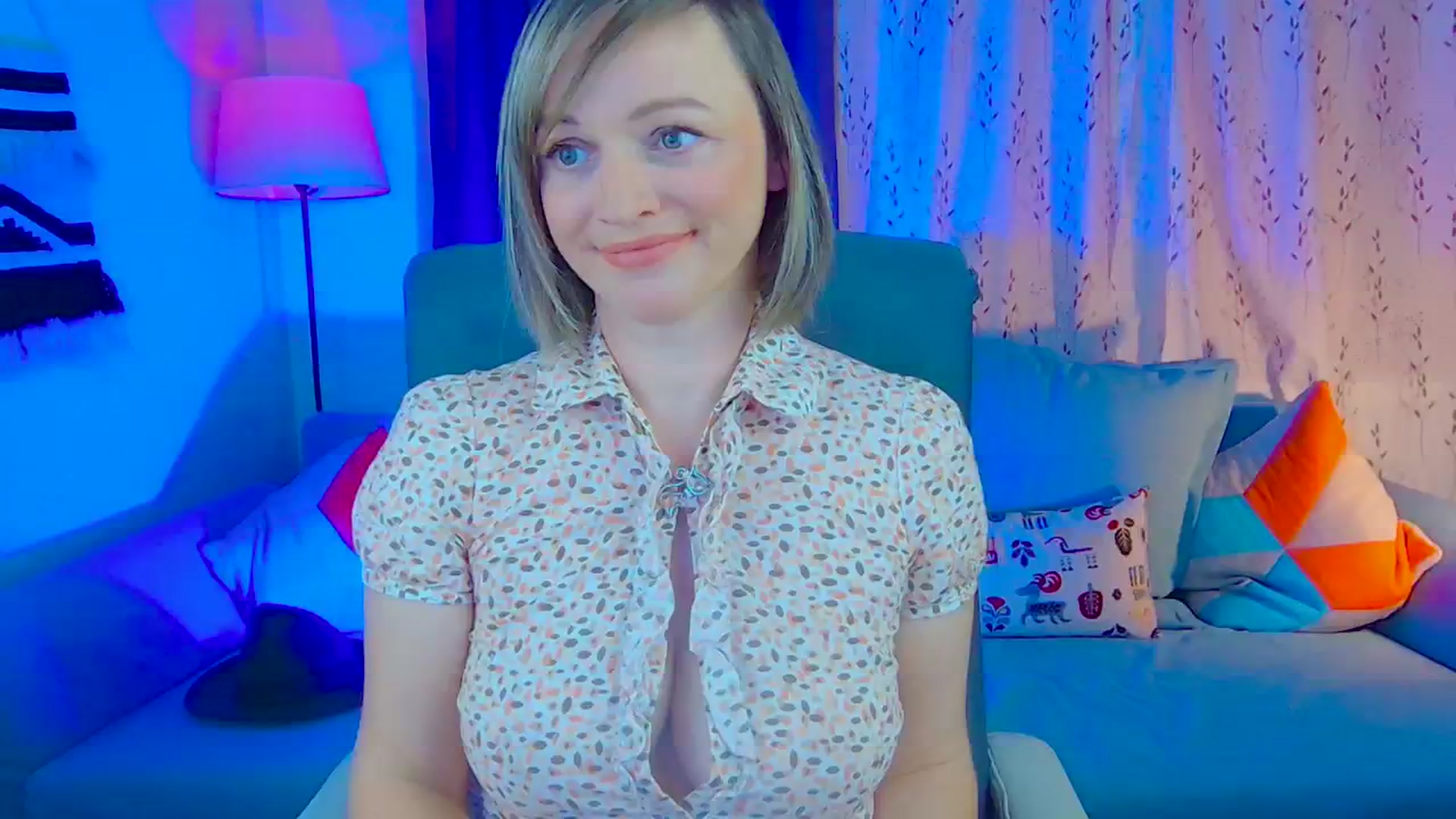 Gallery image thumbnail from SweetDazzle's myfreecams stream on, 11/18/2024, 13:11 image 7 of 20