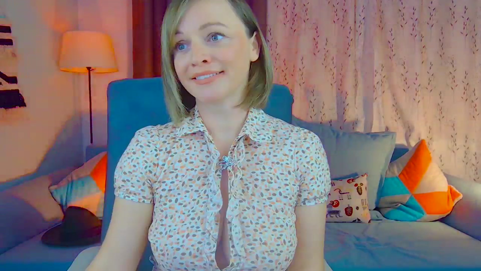 Gallery image thumbnail from SweetDazzle's myfreecams stream on, 11/18/2024, 15:13 image 5 of 20