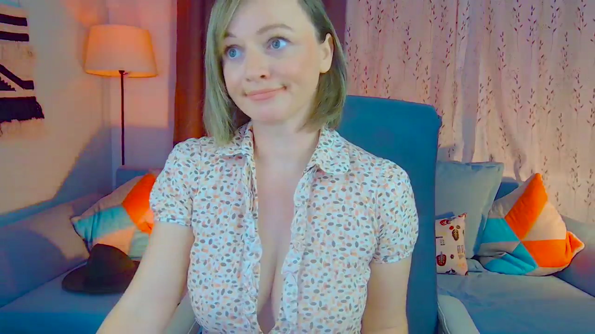 Gallery image thumbnail from SweetDazzle's myfreecams stream on, 11/18/2024, 15:13 image 16 of 20