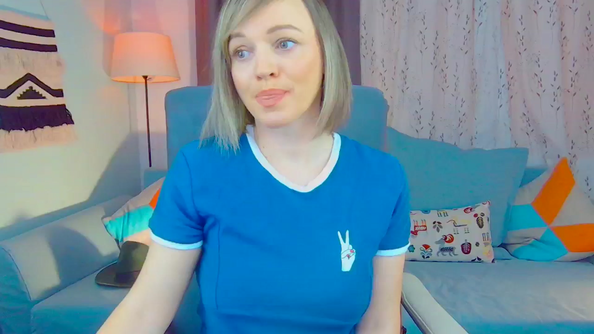 Gallery image thumbnail from SweetDazzle's myfreecams stream on, 11/19/2024, 08:05 image 2 of 20