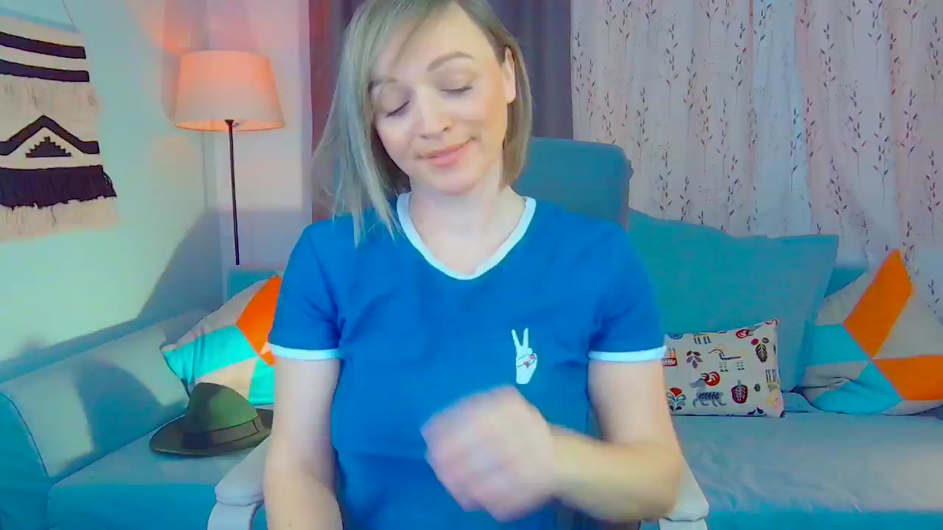 Gallery image thumbnail from SweetDazzle's myfreecams stream on, 11/19/2024, 08:05 image 19 of 20