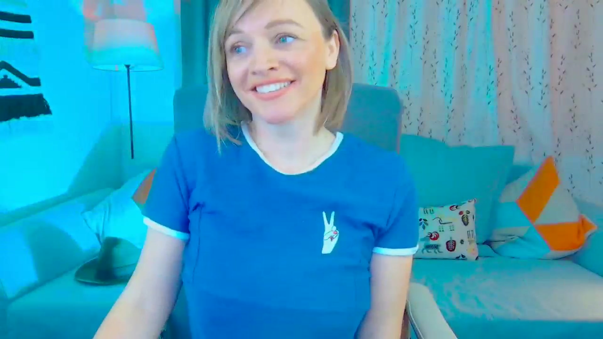 Gallery image thumbnail from SweetDazzle's myfreecams stream on, 11/19/2024, 09:15 image 15 of 20