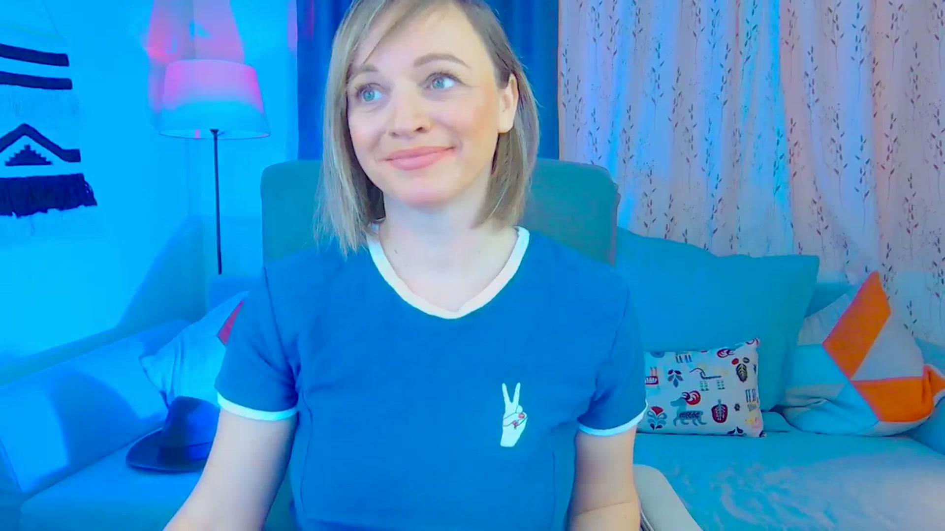 Gallery image thumbnail from SweetDazzle's myfreecams stream on, 11/19/2024, 09:15 image 7 of 20