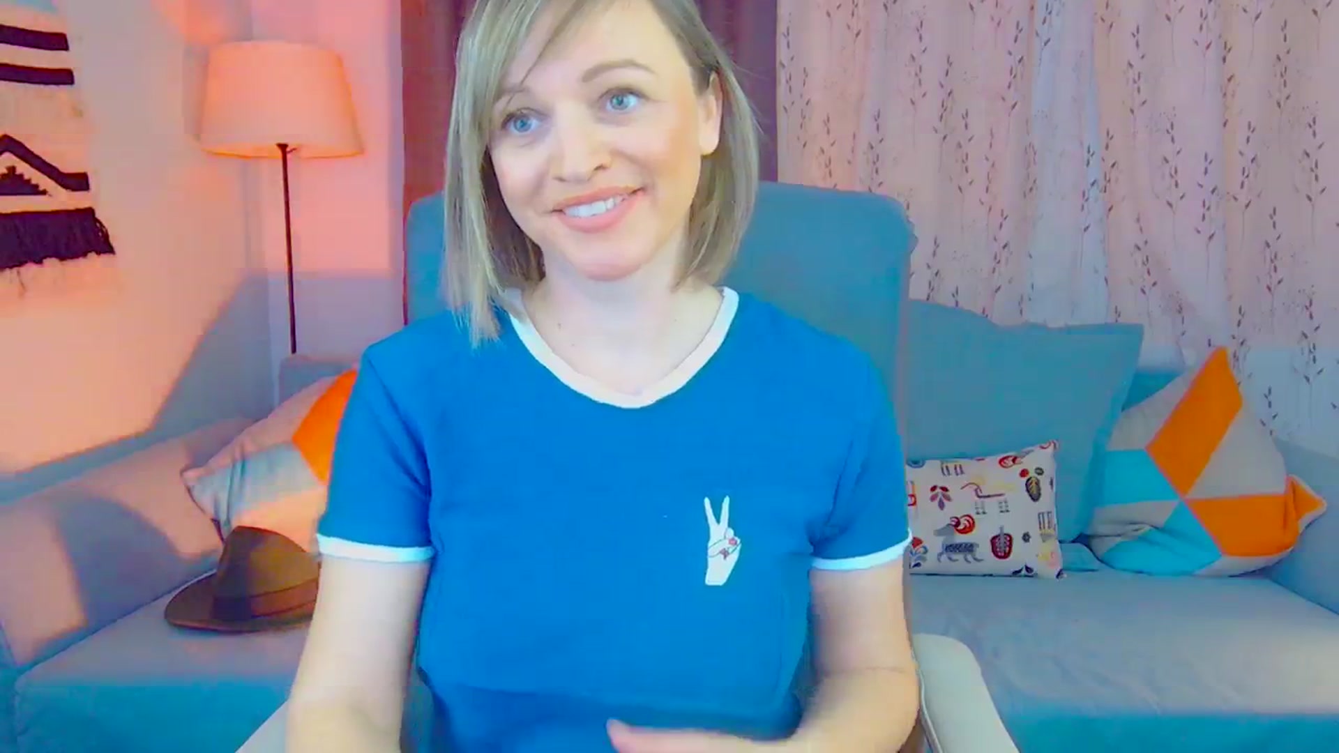 Gallery image thumbnail from SweetDazzle's myfreecams stream on, 11/19/2024, 09:15 image 17 of 20