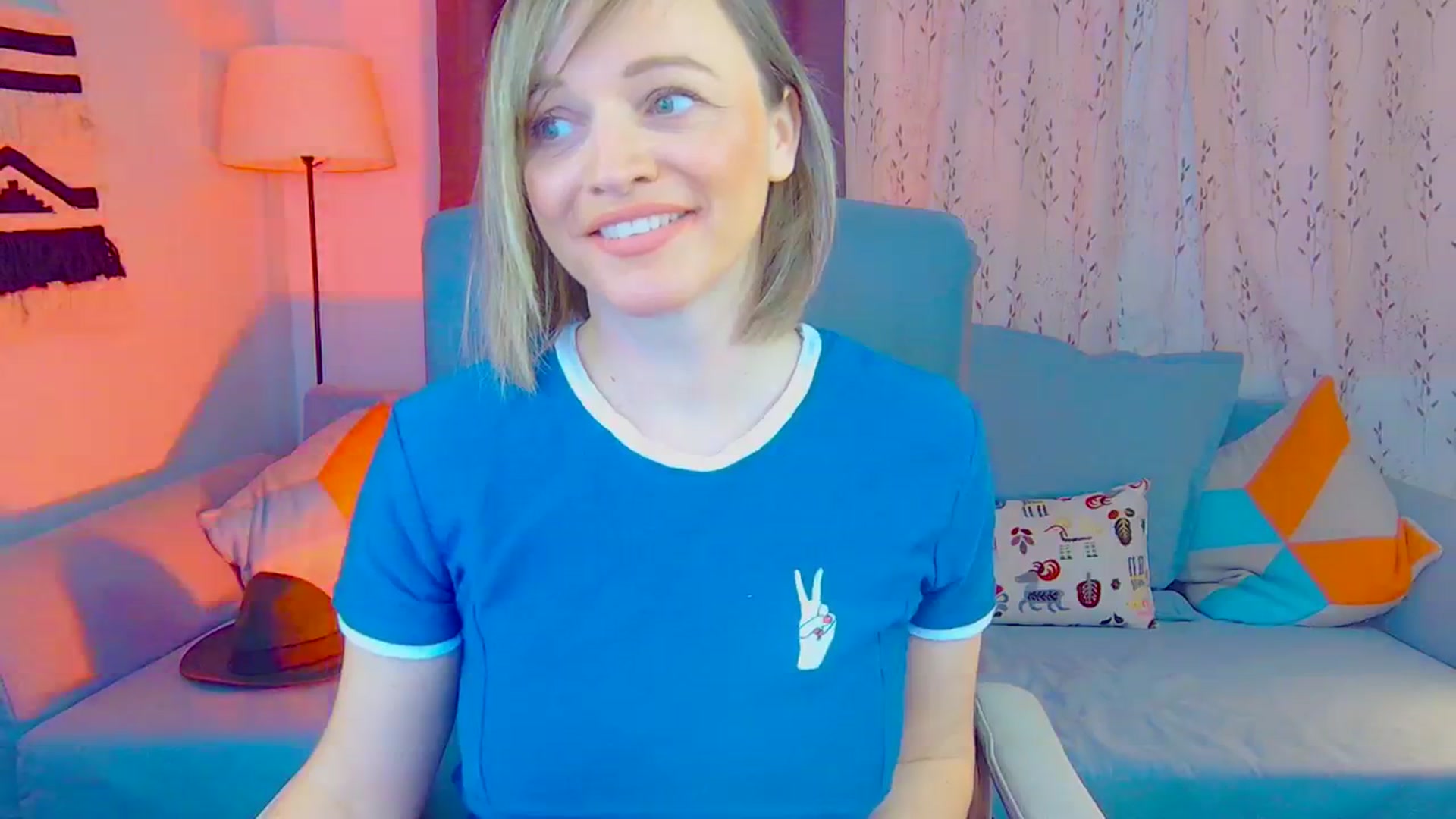 Gallery image thumbnail from SweetDazzle's myfreecams stream on, 11/19/2024, 09:15 image 14 of 20
