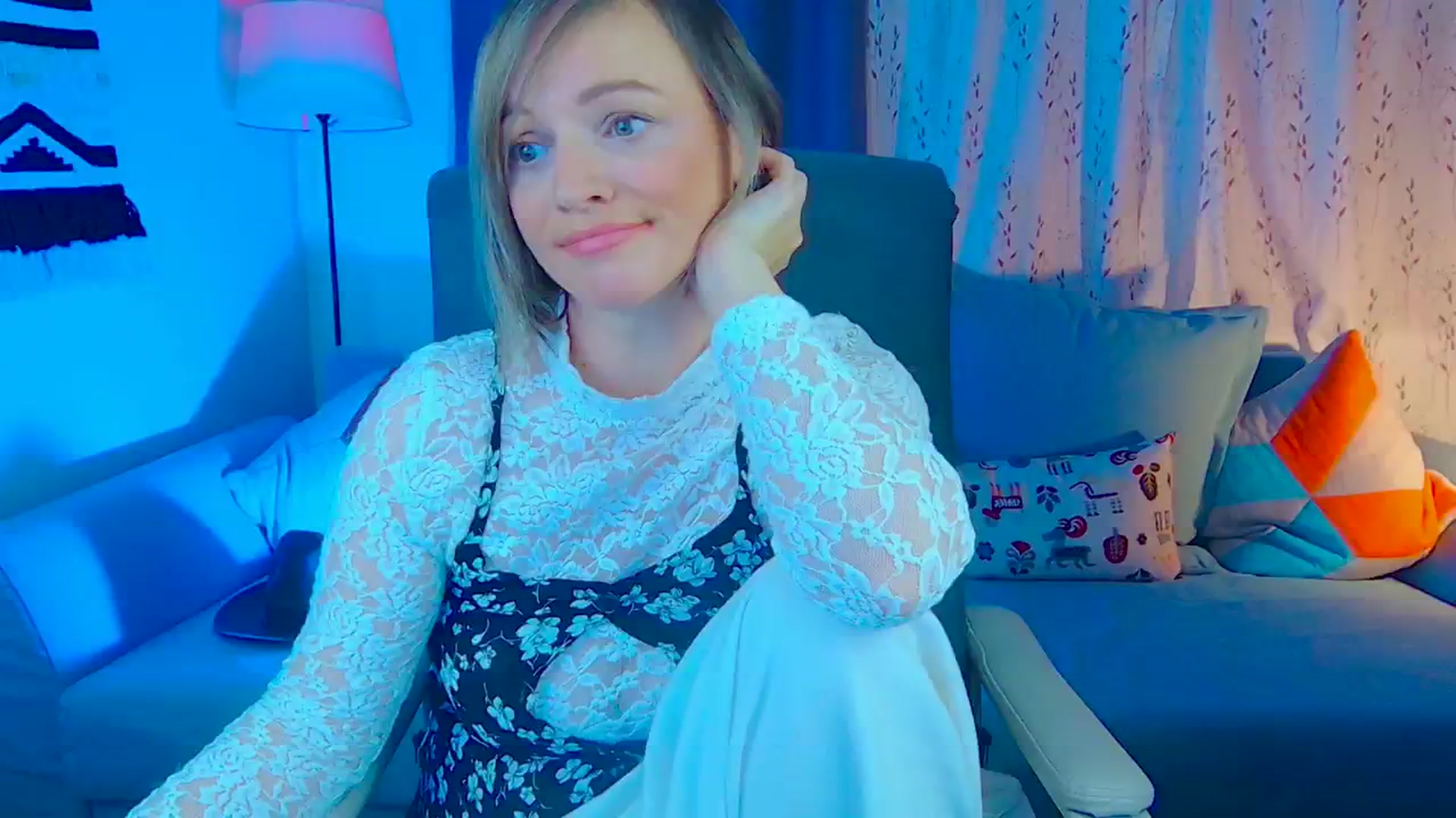 Gallery image thumbnail from SweetDazzle's myfreecams stream on, 11/19/2024, 15:59 image 2 of 20