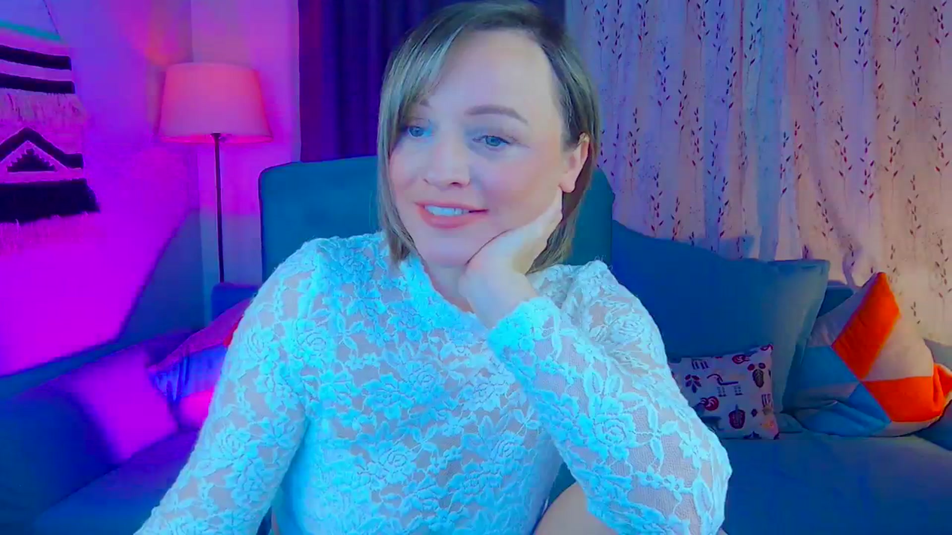 Gallery image thumbnail from SweetDazzle's myfreecams stream on, 11/21/2024, 13:19 image 5 of 20