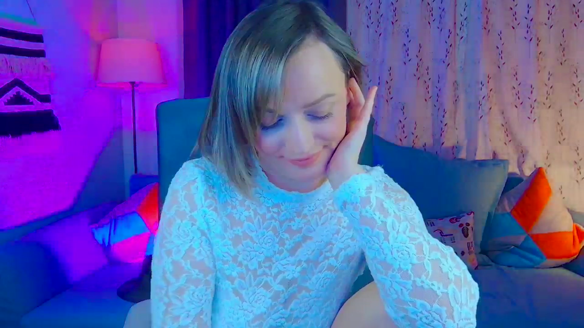 Gallery image thumbnail from SweetDazzle's myfreecams stream on, 11/21/2024, 13:19 image 15 of 20