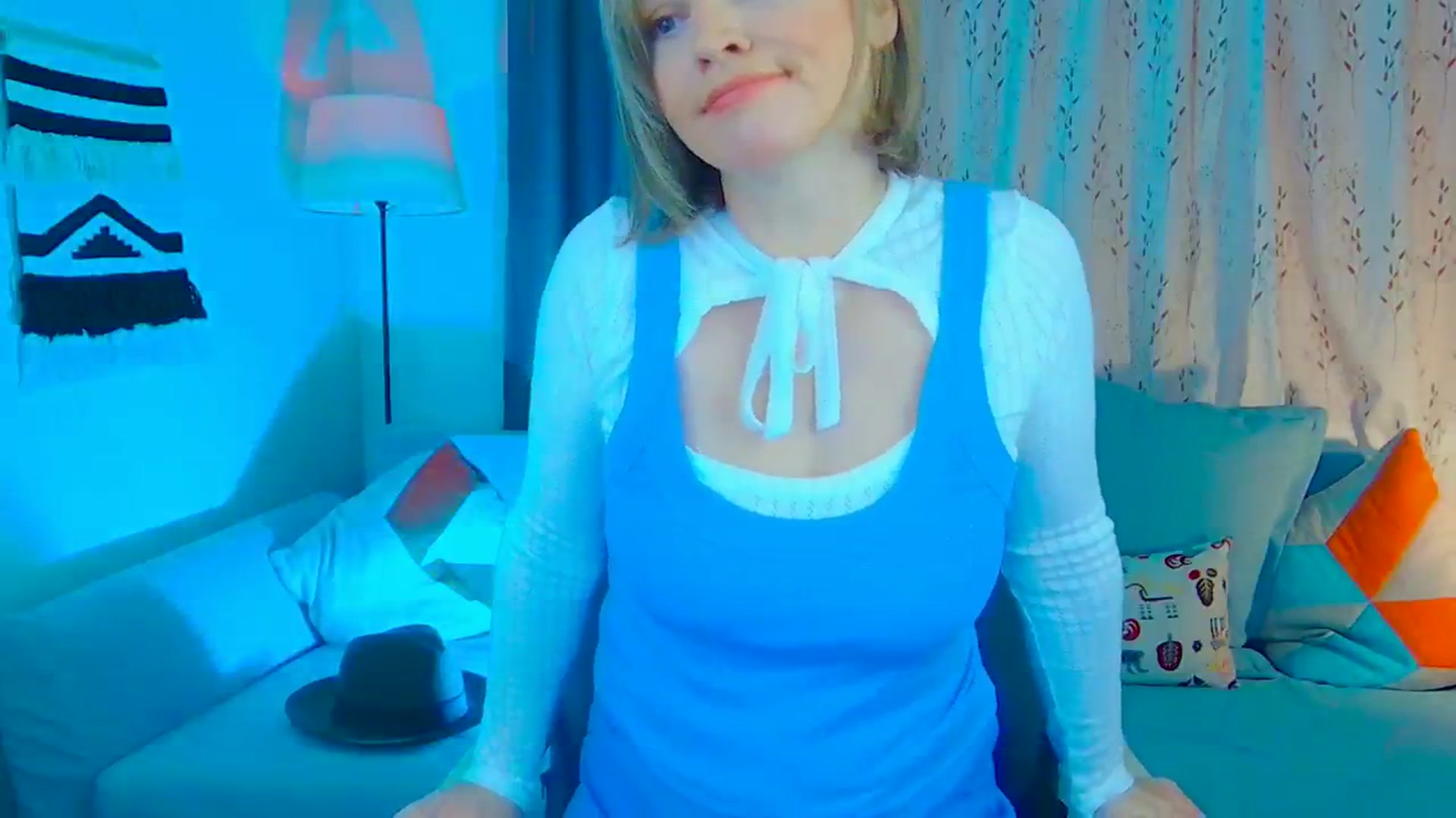 Gallery image thumbnail from SweetDazzle's myfreecams stream on, 11/22/2024, 09:44 image 3 of 20