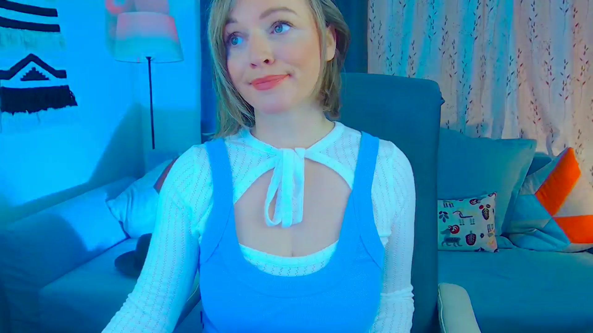 Gallery image thumbnail from SweetDazzle's myfreecams stream on, 11/22/2024, 09:44 image 16 of 20