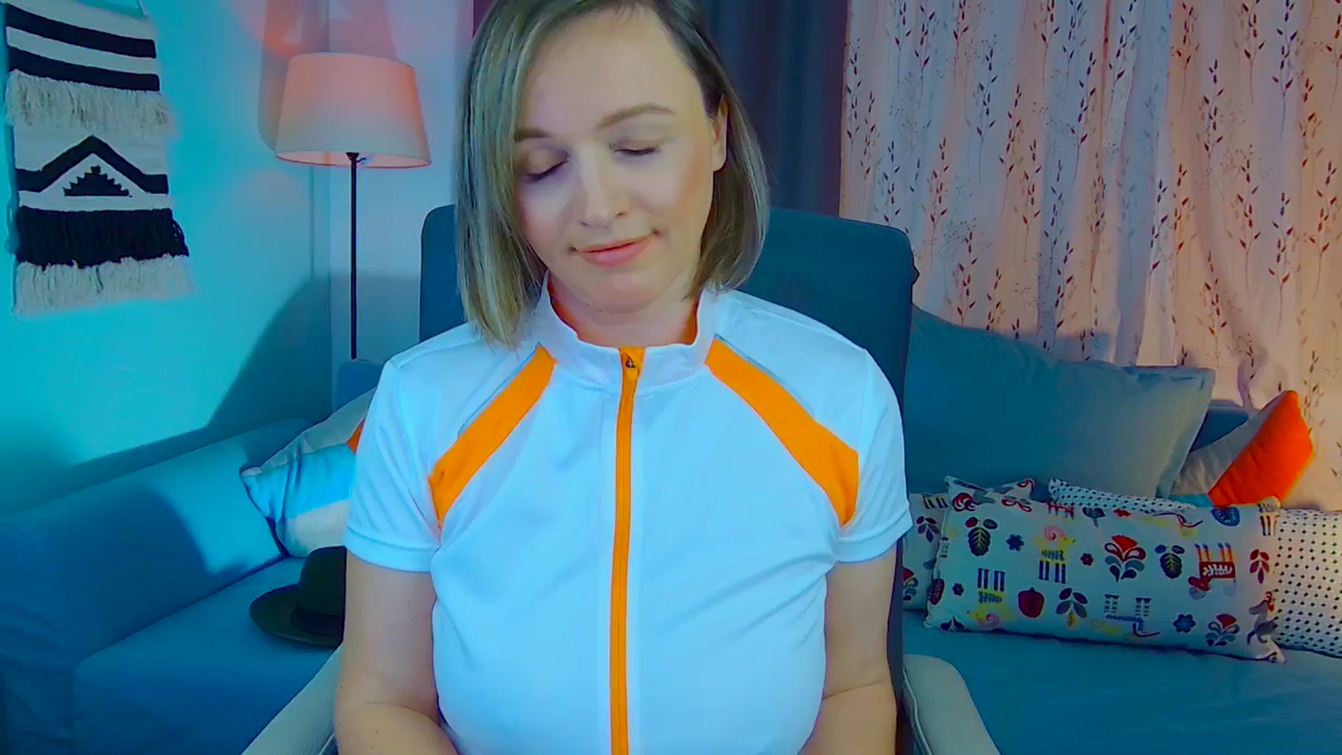 Gallery image thumbnail from SweetDazzle's myfreecams stream on, 11/25/2024, 10:08 image 11 of 20