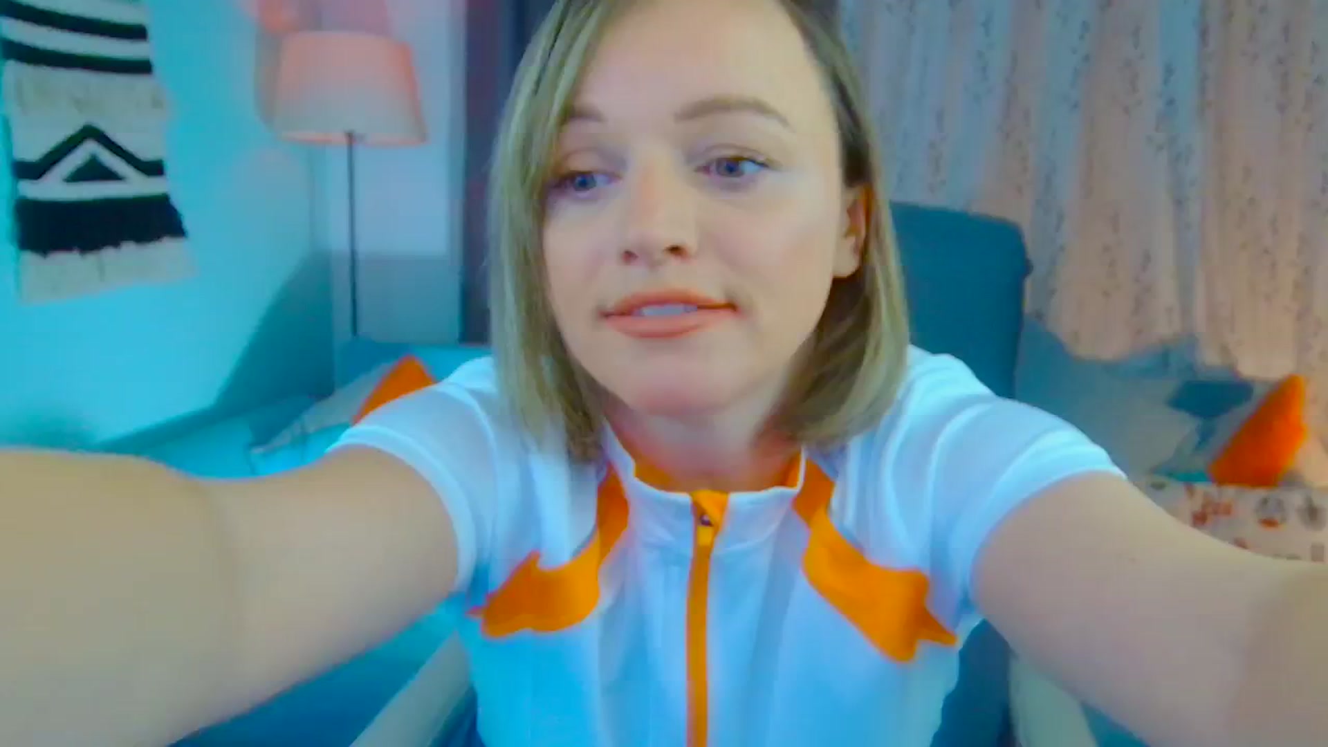 Gallery image thumbnail from SweetDazzle's myfreecams stream on, 11/25/2024, 13:03 image 6 of 20