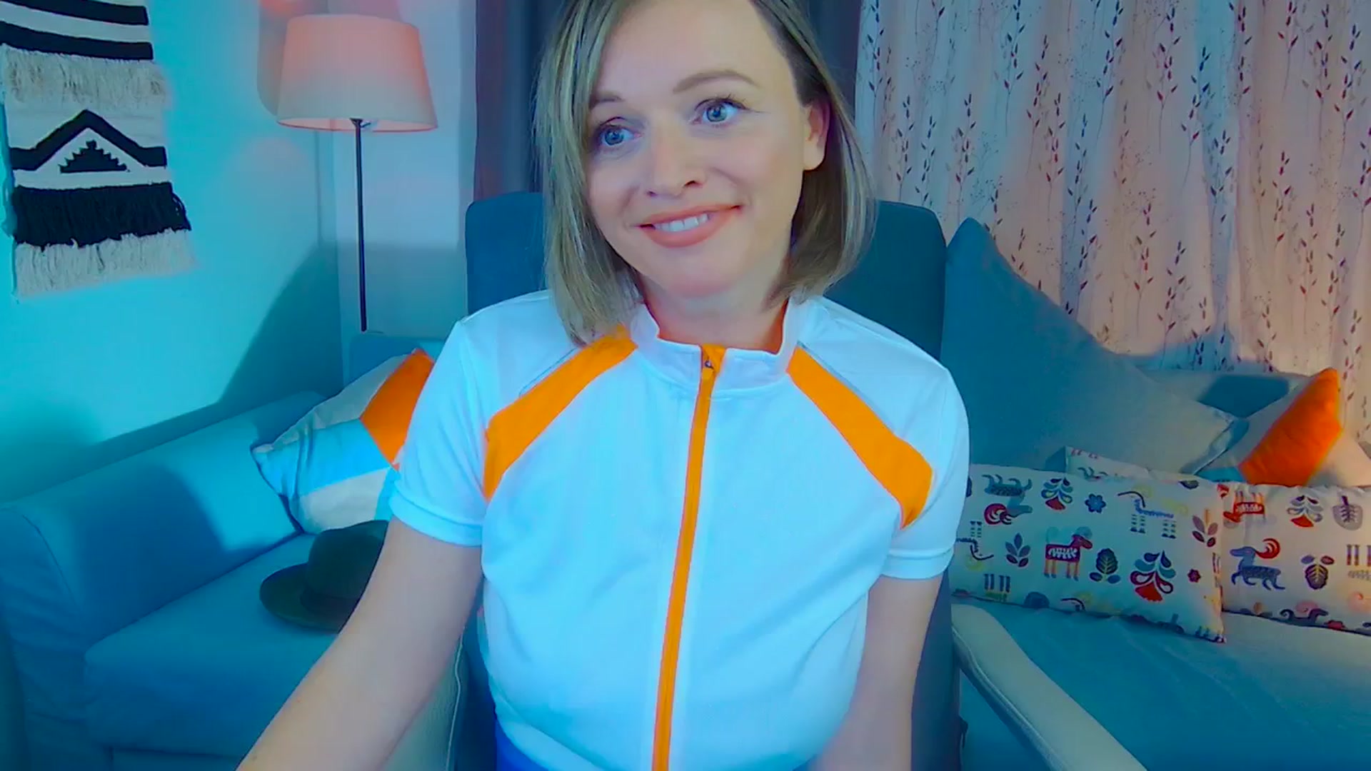Gallery image thumbnail from SweetDazzle's myfreecams stream on, 11/25/2024, 13:03 image 15 of 20