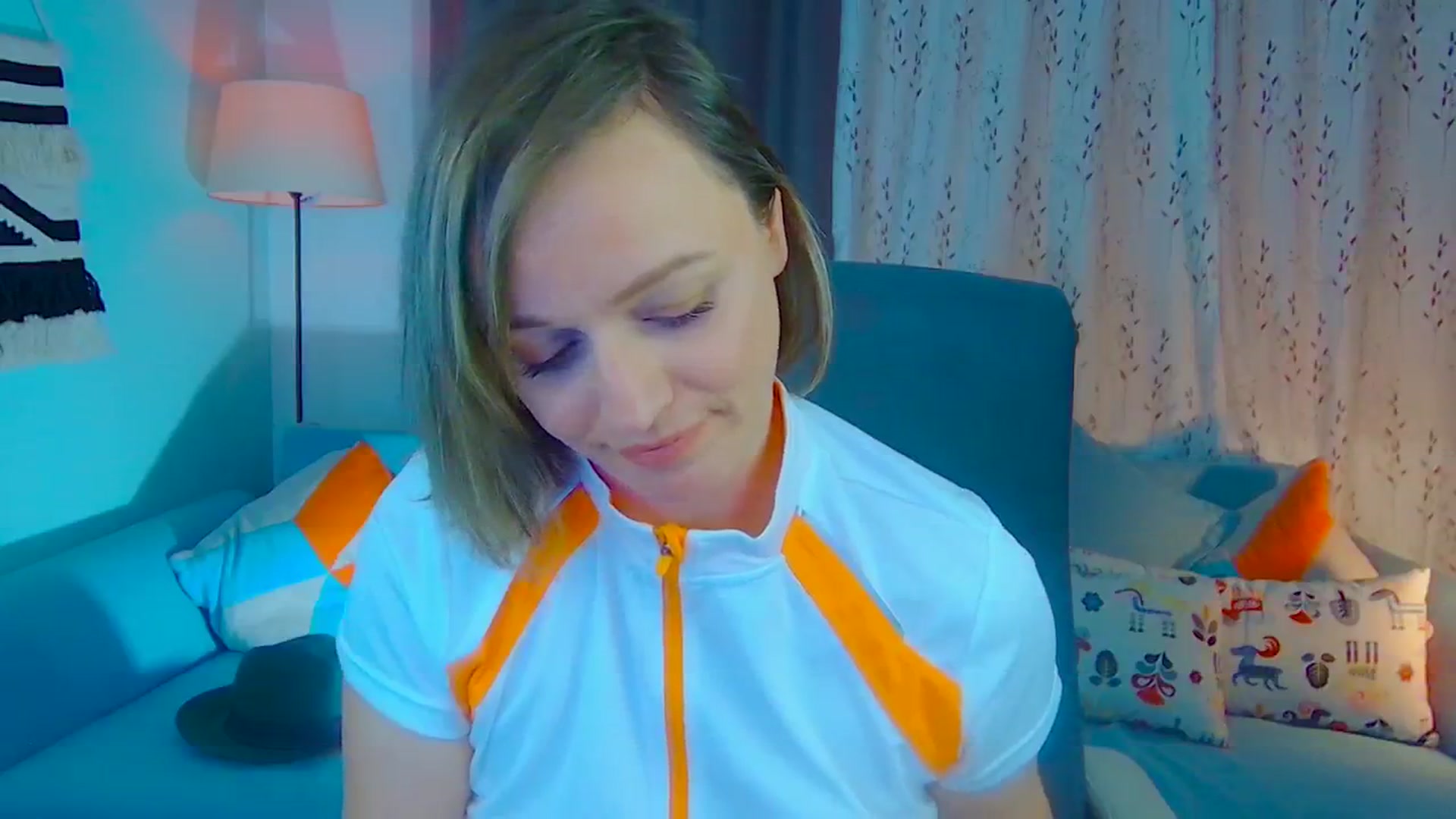 Gallery image thumbnail from SweetDazzle's myfreecams stream on, 11/25/2024, 14:52 image 13 of 20