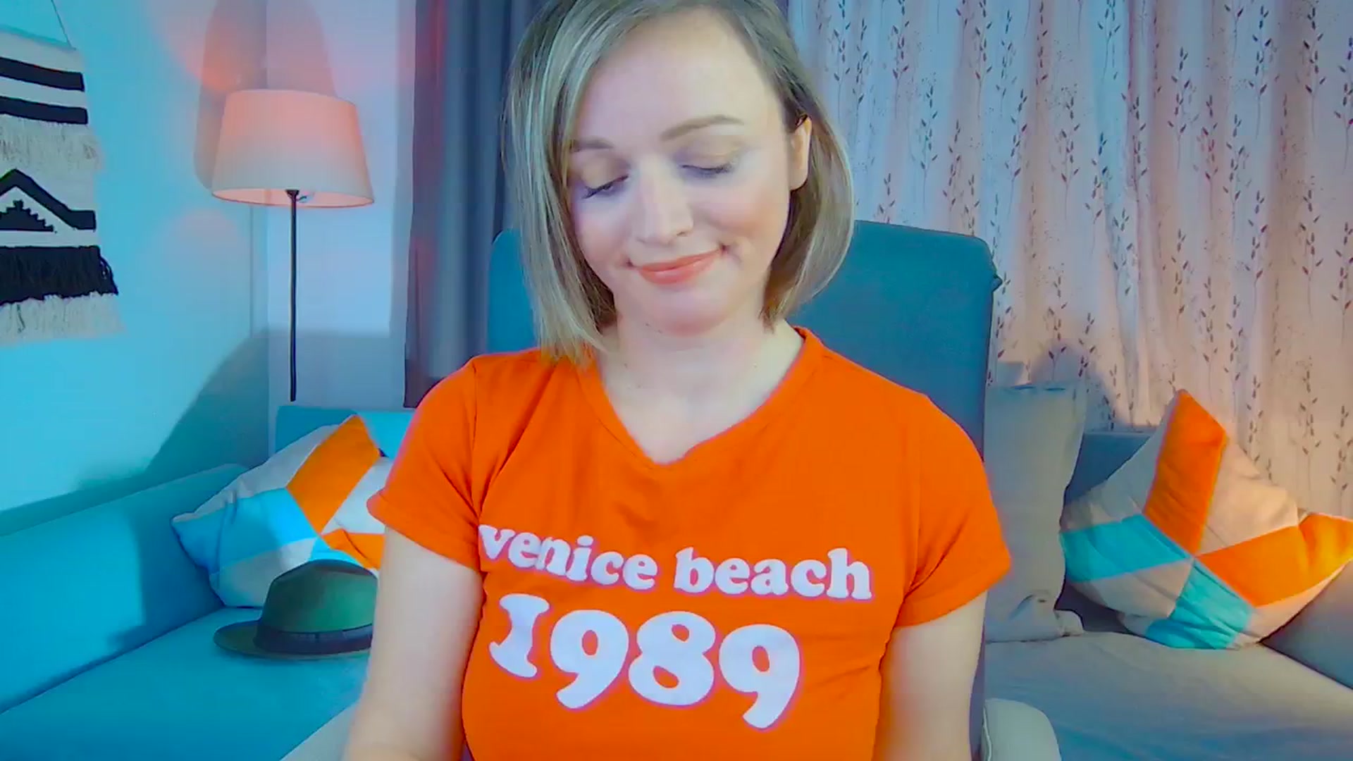 Gallery image thumbnail from SweetDazzle's myfreecams stream on, 11/26/2024, 16:09 image 15 of 20