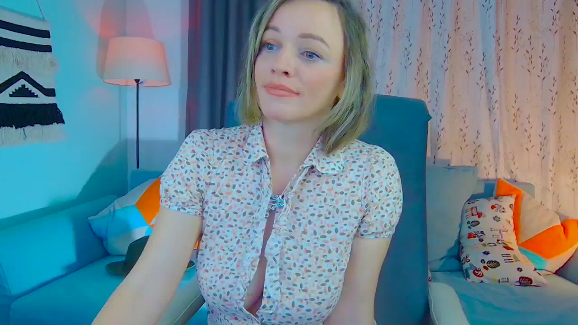 Gallery image thumbnail from SweetDazzle's myfreecams stream on, 11/27/2024, 10:44 image 6 of 20